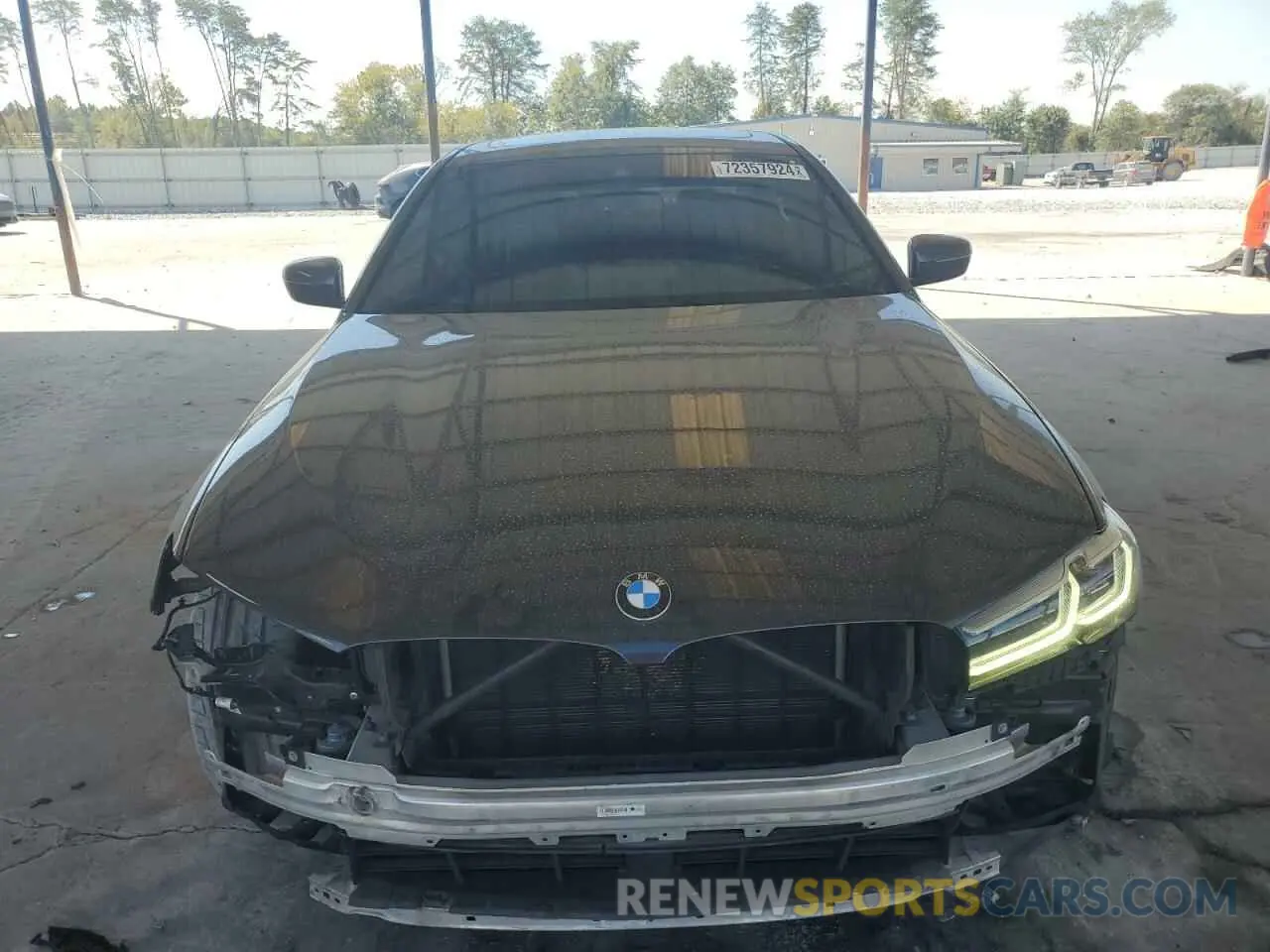 5 Photograph of a damaged car WBA53BH01MCF60675 BMW 5 SERIES 2021