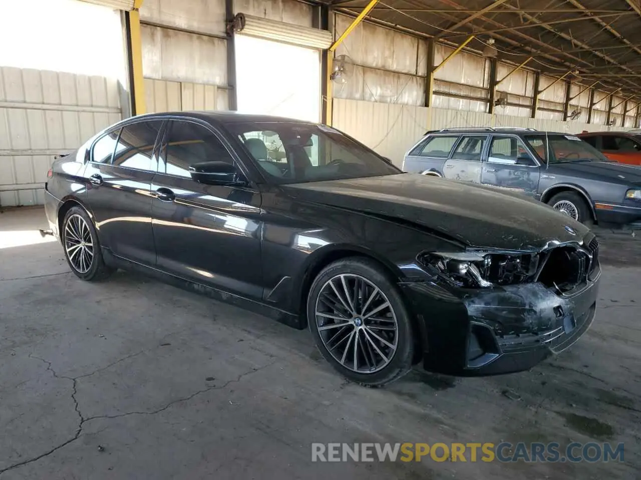 4 Photograph of a damaged car WBA53BH01MCF73992 BMW 5 SERIES 2021