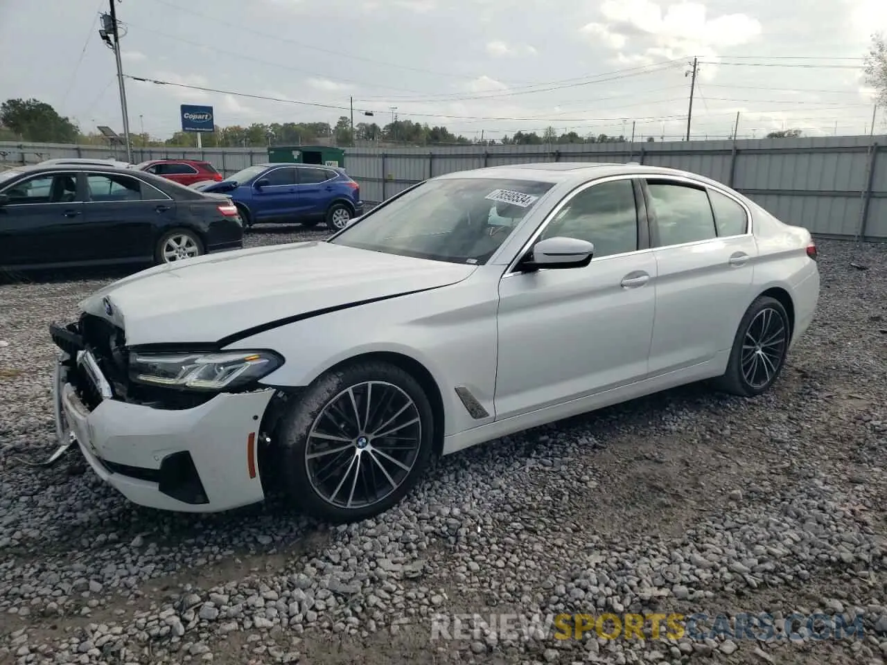 1 Фотография поврежденного автомобиля WBA53BH01MCF75127 BMW 5 SERIES 2021
