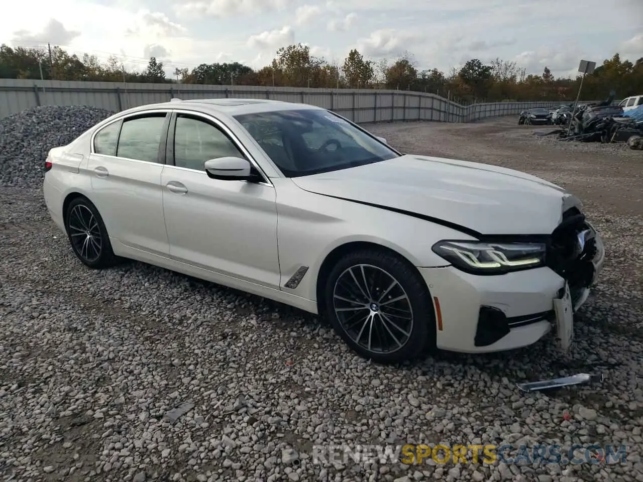 4 Фотография поврежденного автомобиля WBA53BH01MCF75127 BMW 5 SERIES 2021