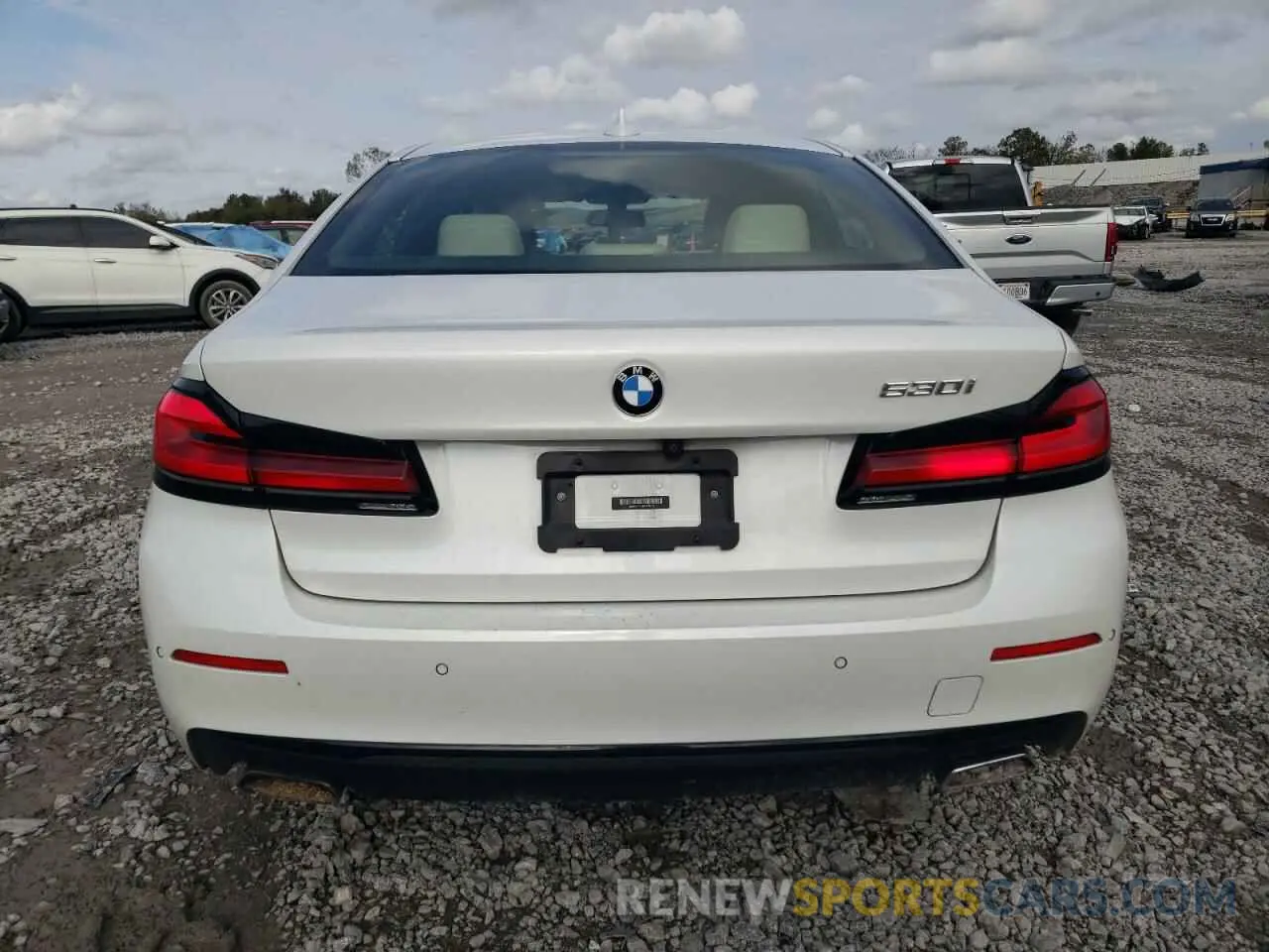 6 Фотография поврежденного автомобиля WBA53BH01MCF75127 BMW 5 SERIES 2021
