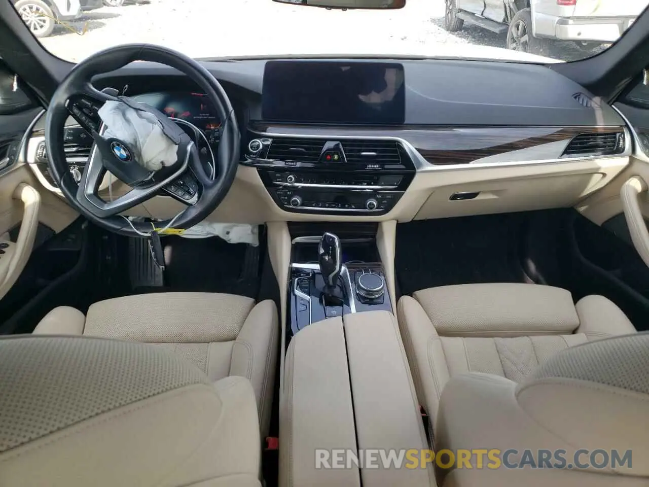 8 Фотография поврежденного автомобиля WBA53BH01MCF75127 BMW 5 SERIES 2021