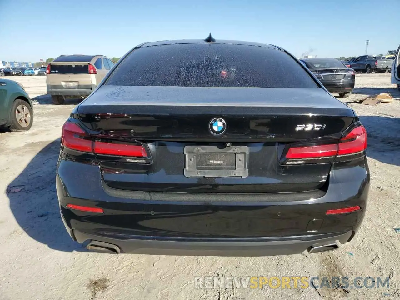 6 Фотография поврежденного автомобиля WBA53BH08MCF62939 BMW 5 SERIES 2021