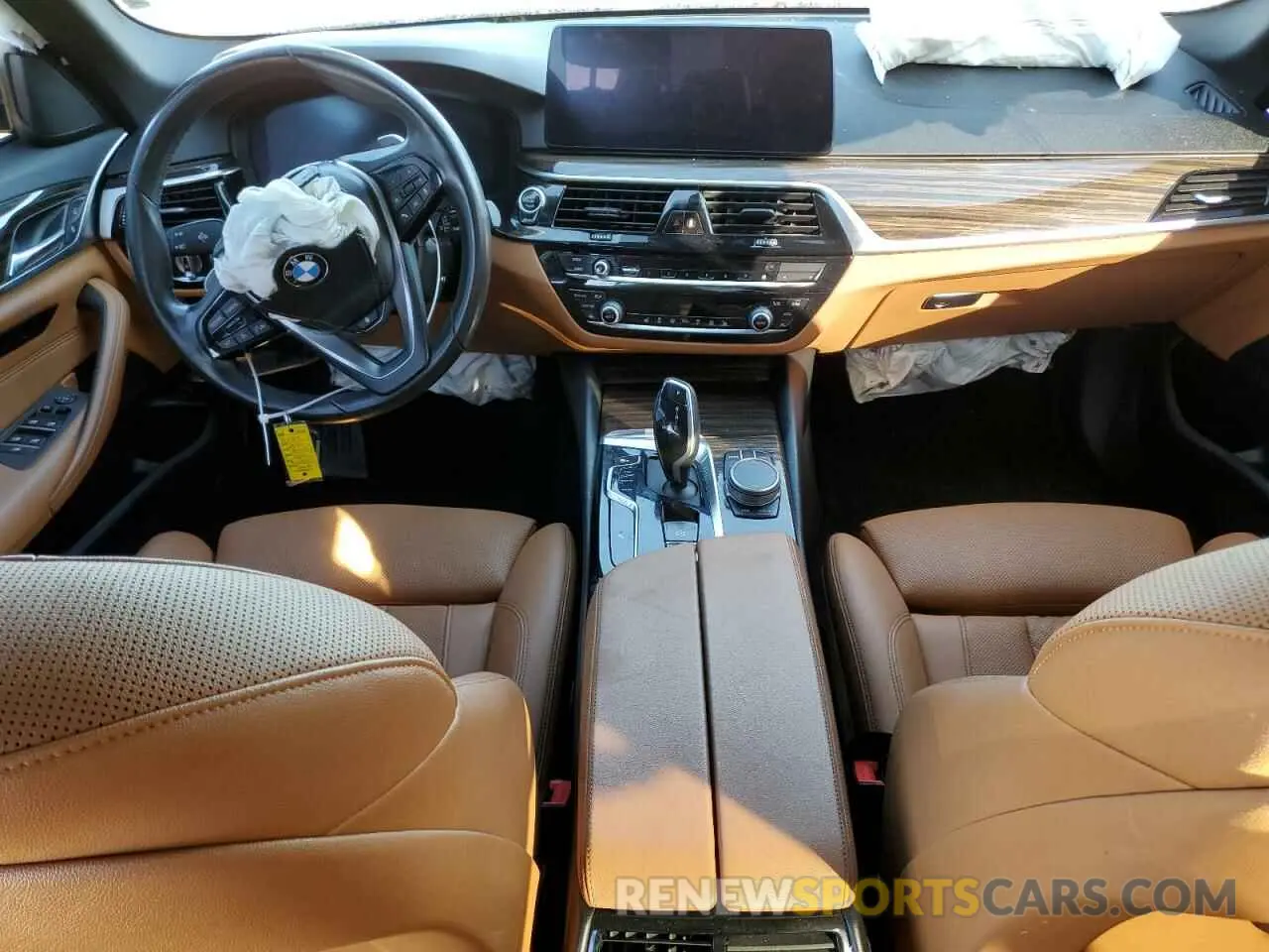 8 Фотография поврежденного автомобиля WBA53BH08MCF62939 BMW 5 SERIES 2021