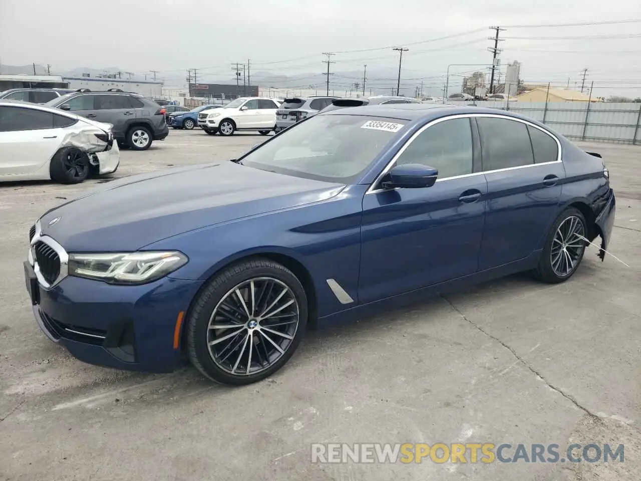 1 Фотография поврежденного автомобиля WBA53BJ00MCF90745 BMW 5 SERIES 2021