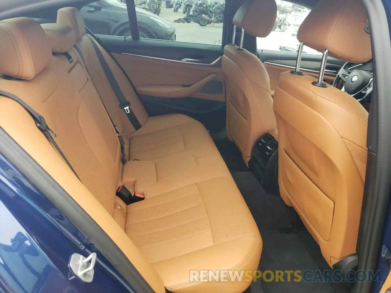 10 Фотография поврежденного автомобиля WBA53BJ00MCF90745 BMW 5 SERIES 2021