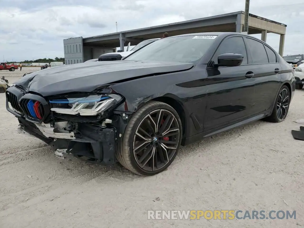 1 Photograph of a damaged car WBA53BJ02MCG07383 BMW 5 SERIES 2021