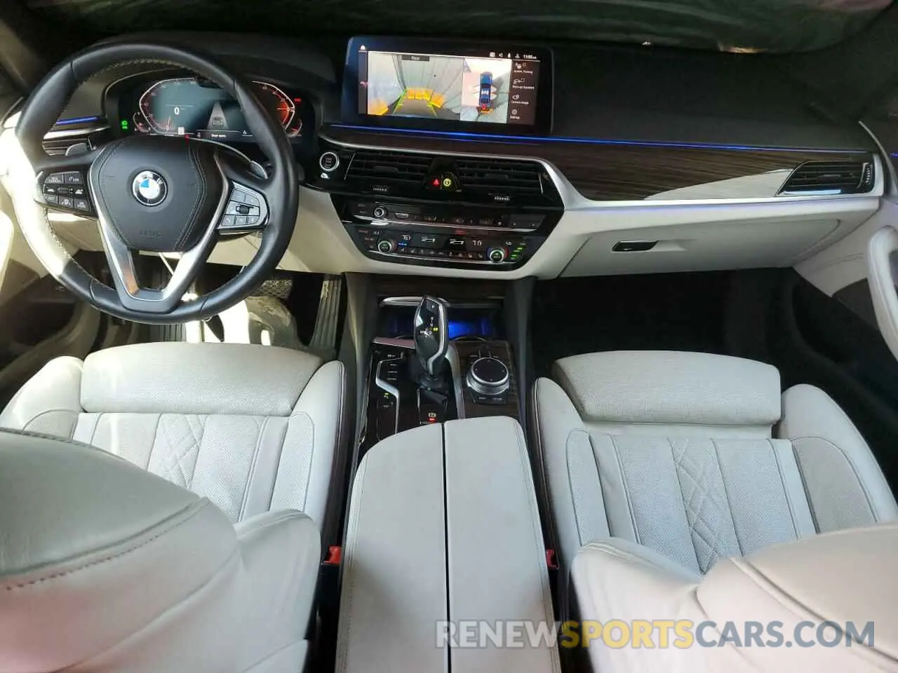 9 Фотография поврежденного автомобиля WBA53BJ06MCF94945 BMW 5 SERIES 2021