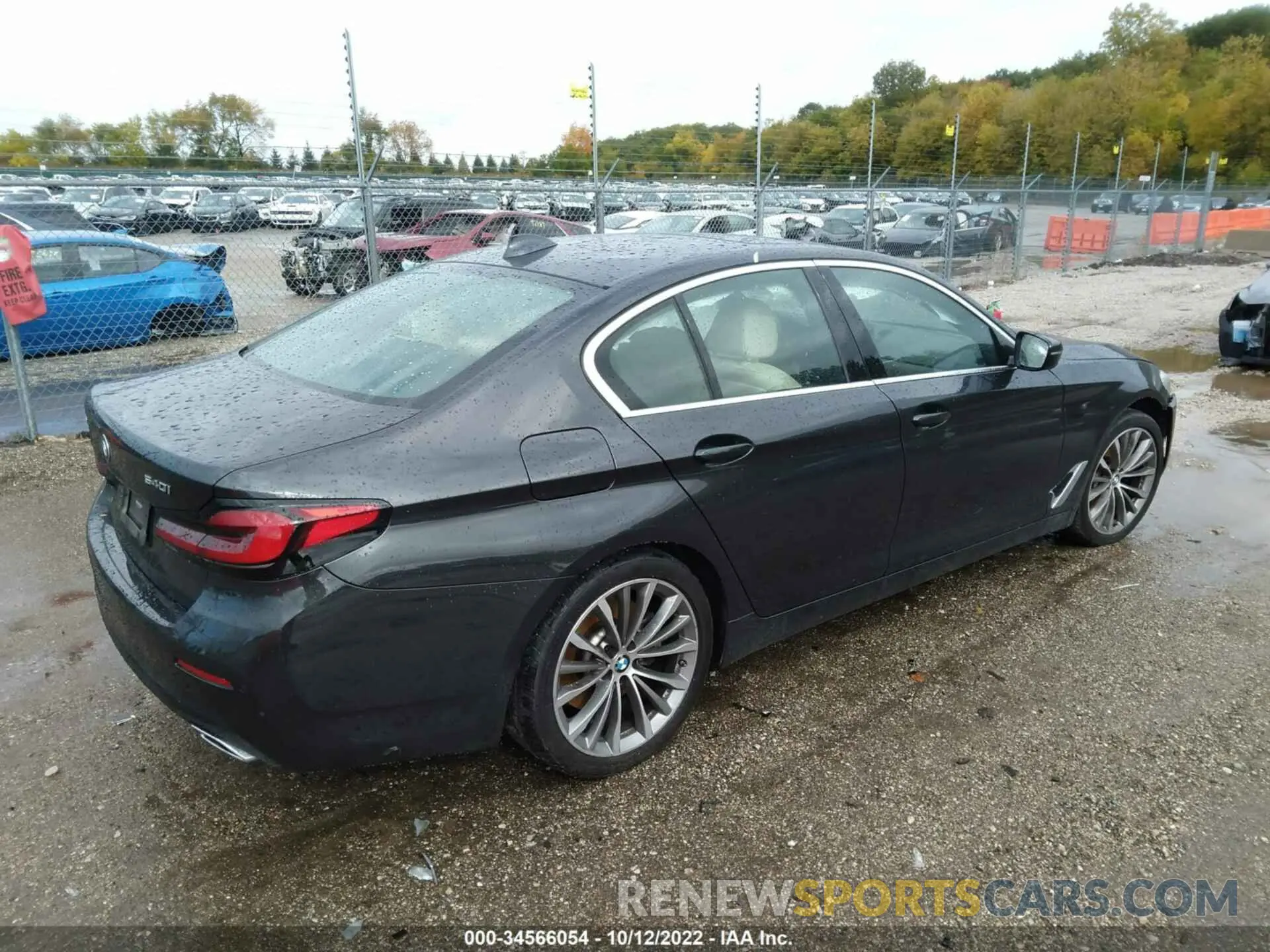 4 Фотография поврежденного автомобиля WBA73BJ01MWX05728 BMW 5 SERIES 2021