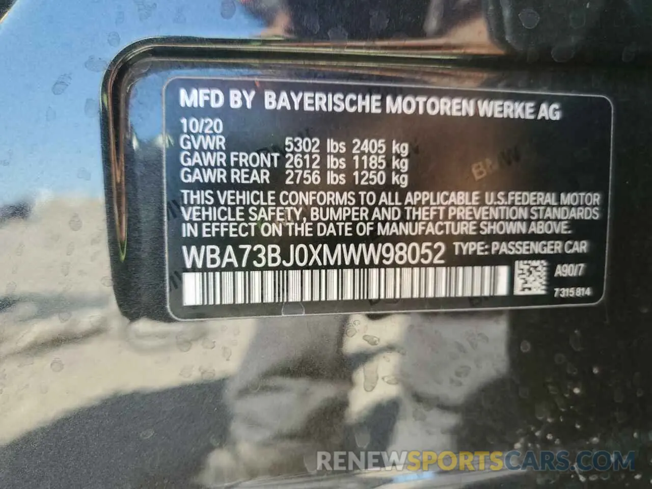 12 Photograph of a damaged car WBA73BJ0XMWW98052 BMW 5 SERIES 2021