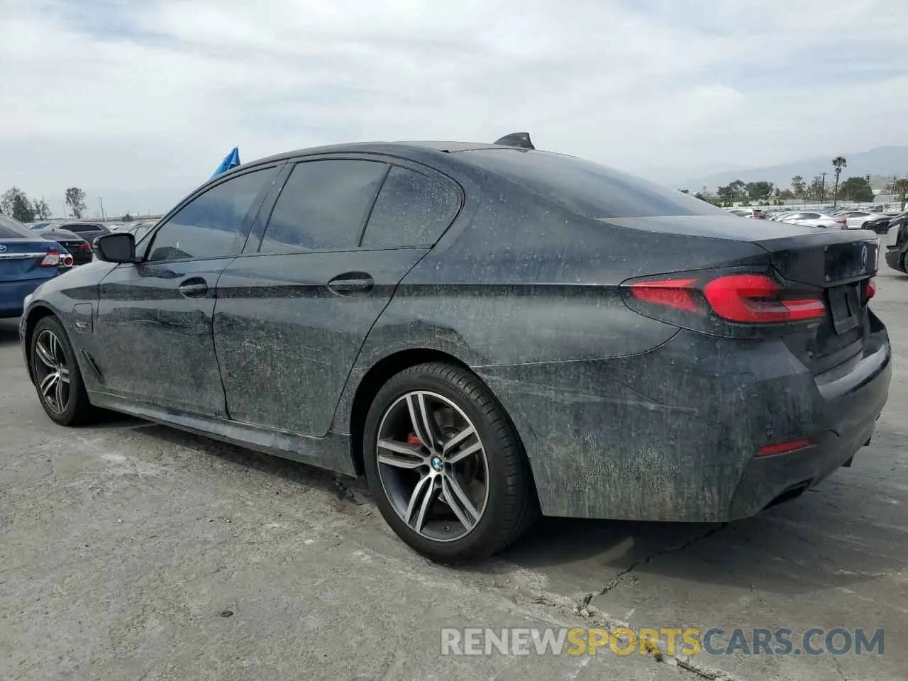 2 Photograph of a damaged car WBA13AG01NCH63769 BMW 5 SERIES 2022