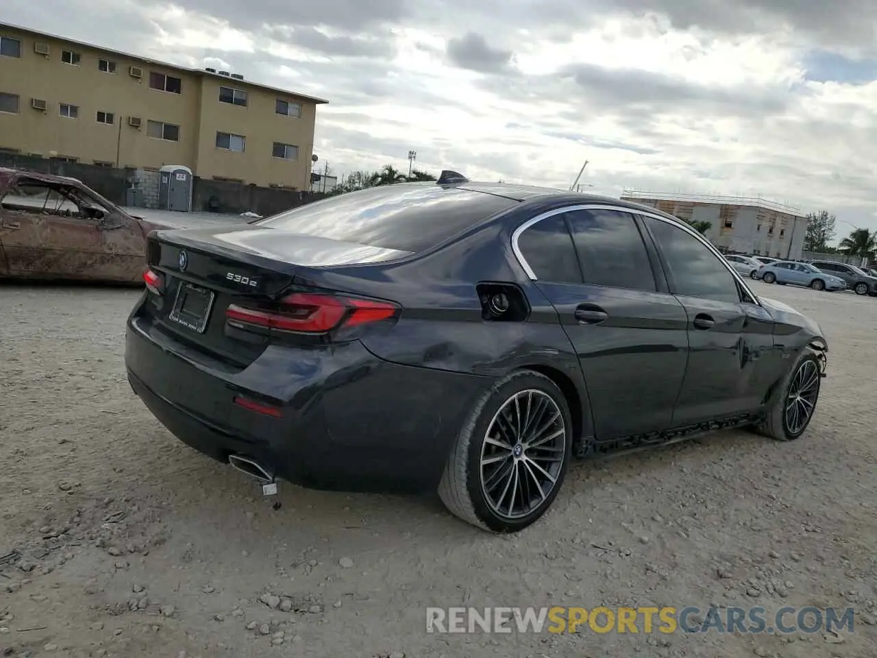 3 Photograph of a damaged car WBA13AG02NCK27636 BMW 5 SERIES 2022