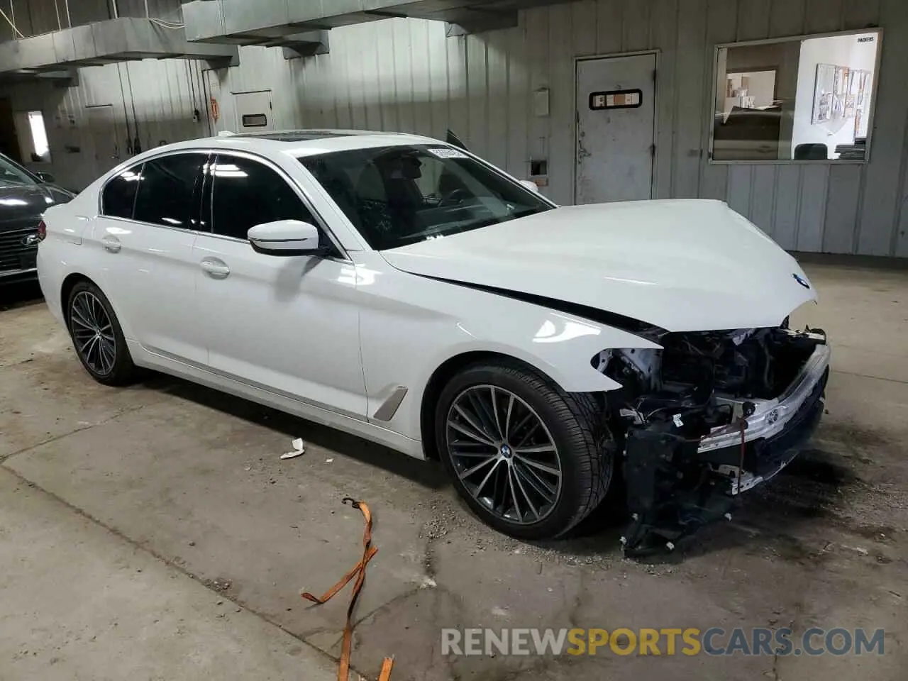 4 Photograph of a damaged car WBA13BJ04NWX53277 BMW 5 SERIES 2022