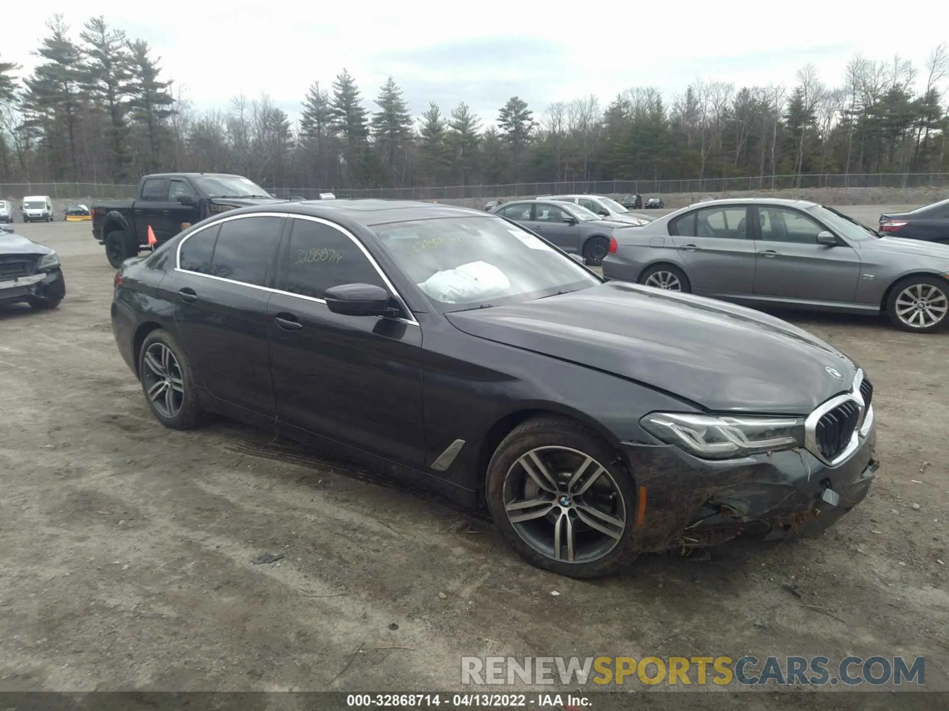 1 Photograph of a damaged car WBA13BJ08NWX39589 BMW 5 SERIES 2022