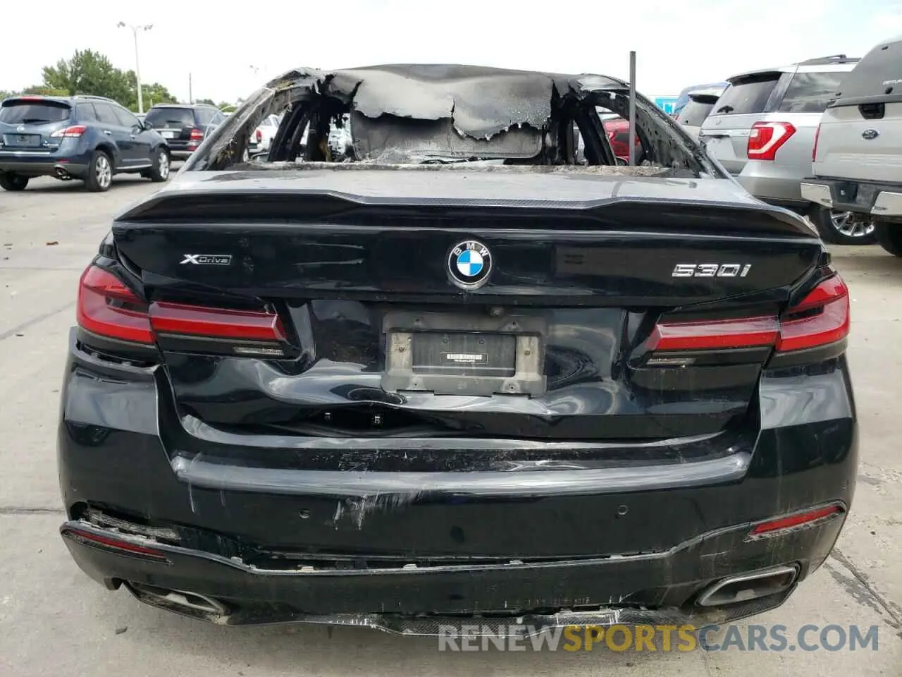 6 Photograph of a damaged car WBA13BJ09NCJ30562 BMW 5 SERIES 2022
