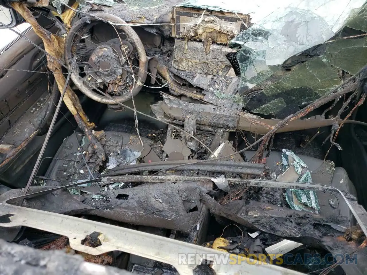 8 Photograph of a damaged car WBA13BJ09NCJ30562 BMW 5 SERIES 2022