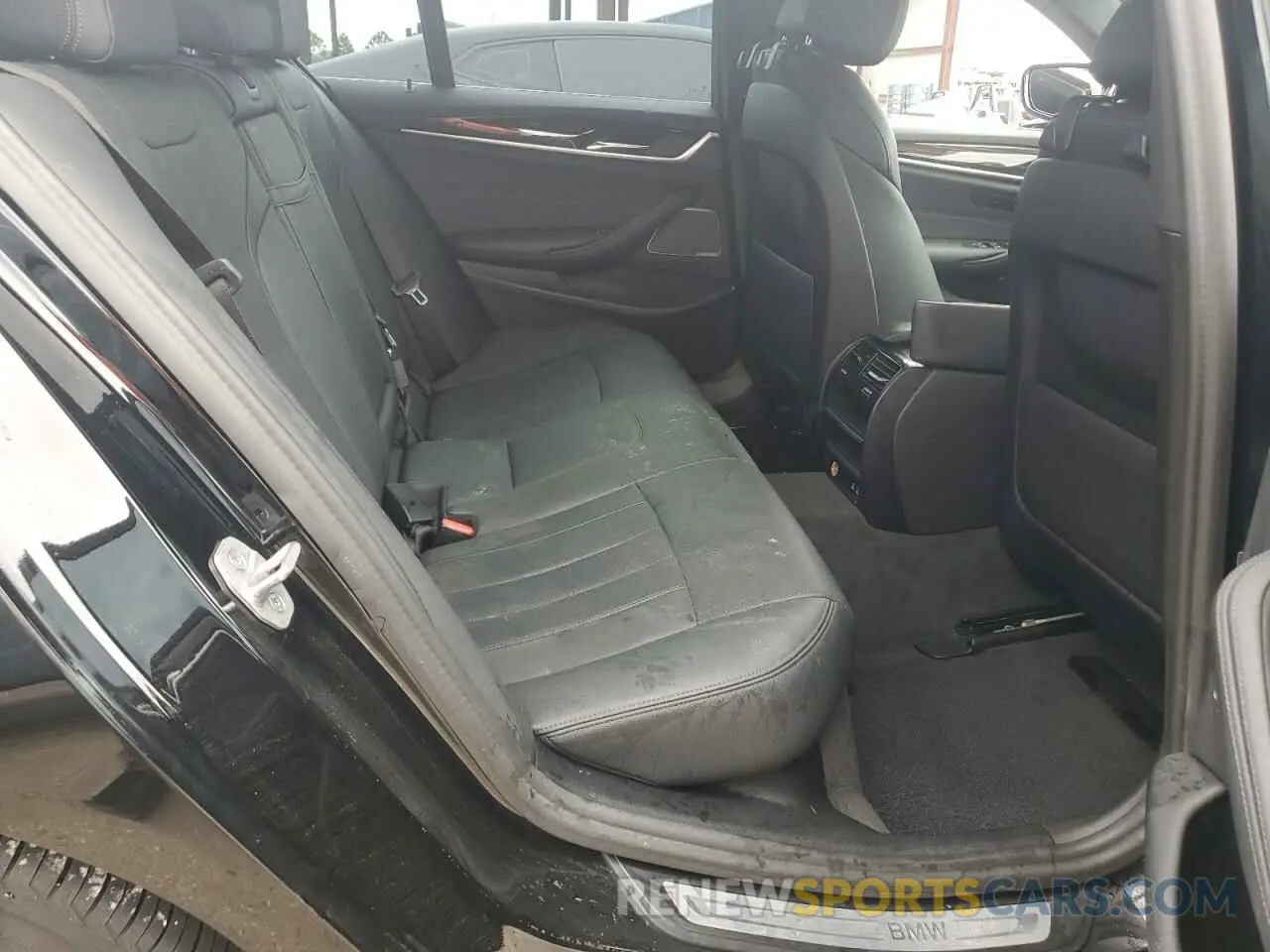 10 Photograph of a damaged car WBA33AG03PCL72387 BMW 5 SERIES 2023