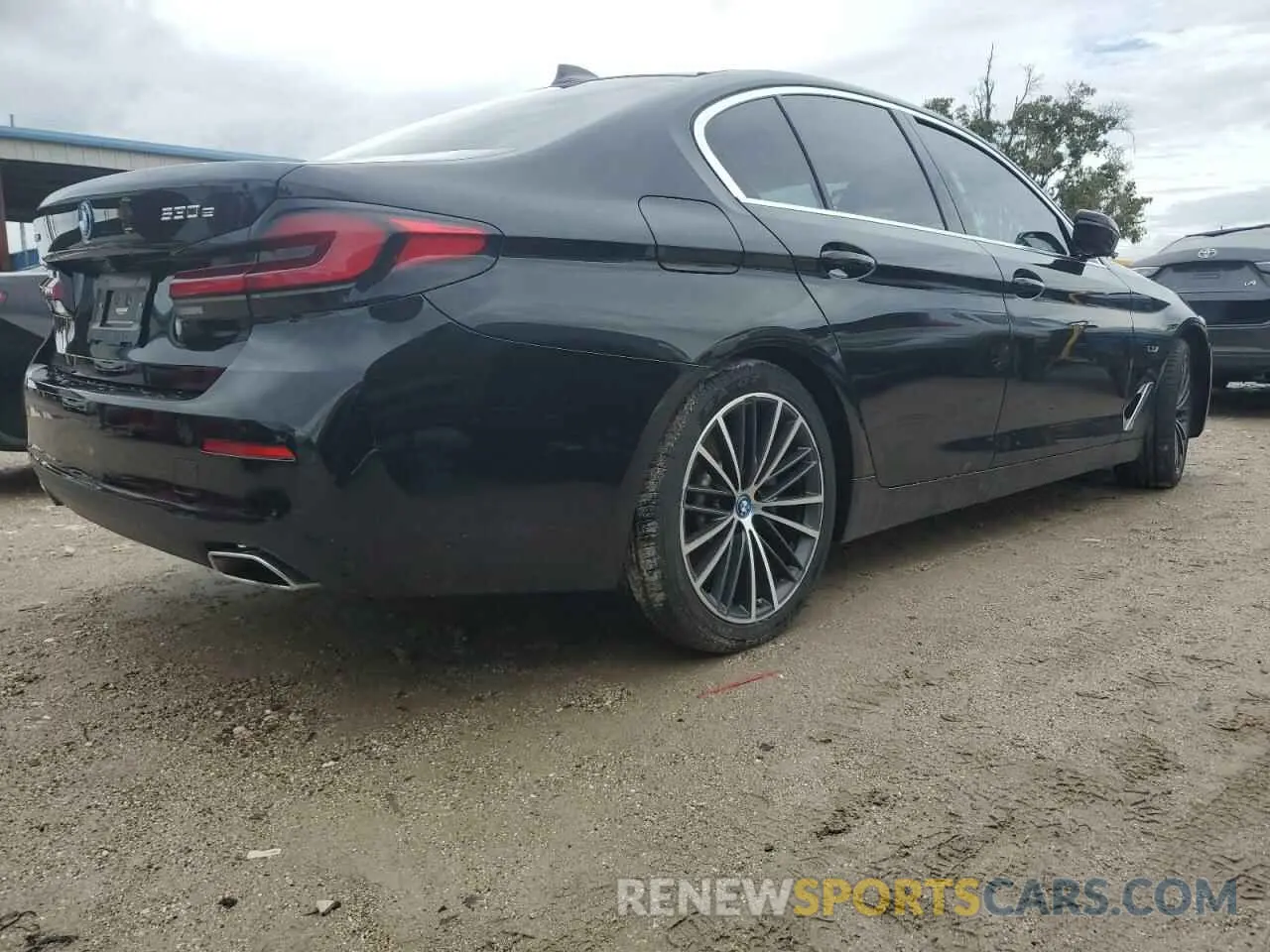 3 Photograph of a damaged car WBA33AG03PCL72387 BMW 5 SERIES 2023