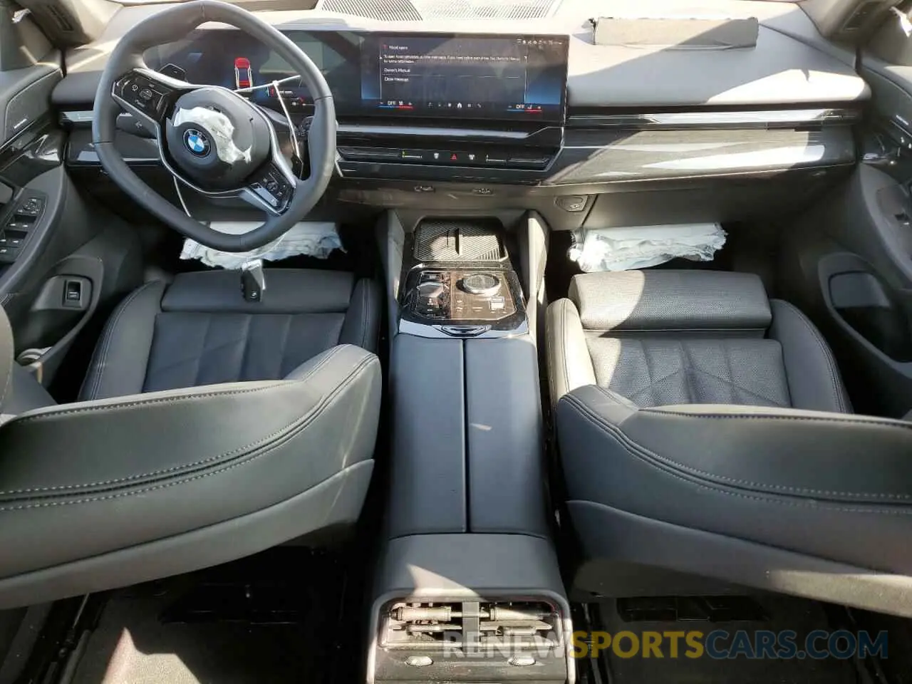 8 Фотография поврежденного автомобиля WBA43FJ05RCS39448 BMW 5 SERIES 2024