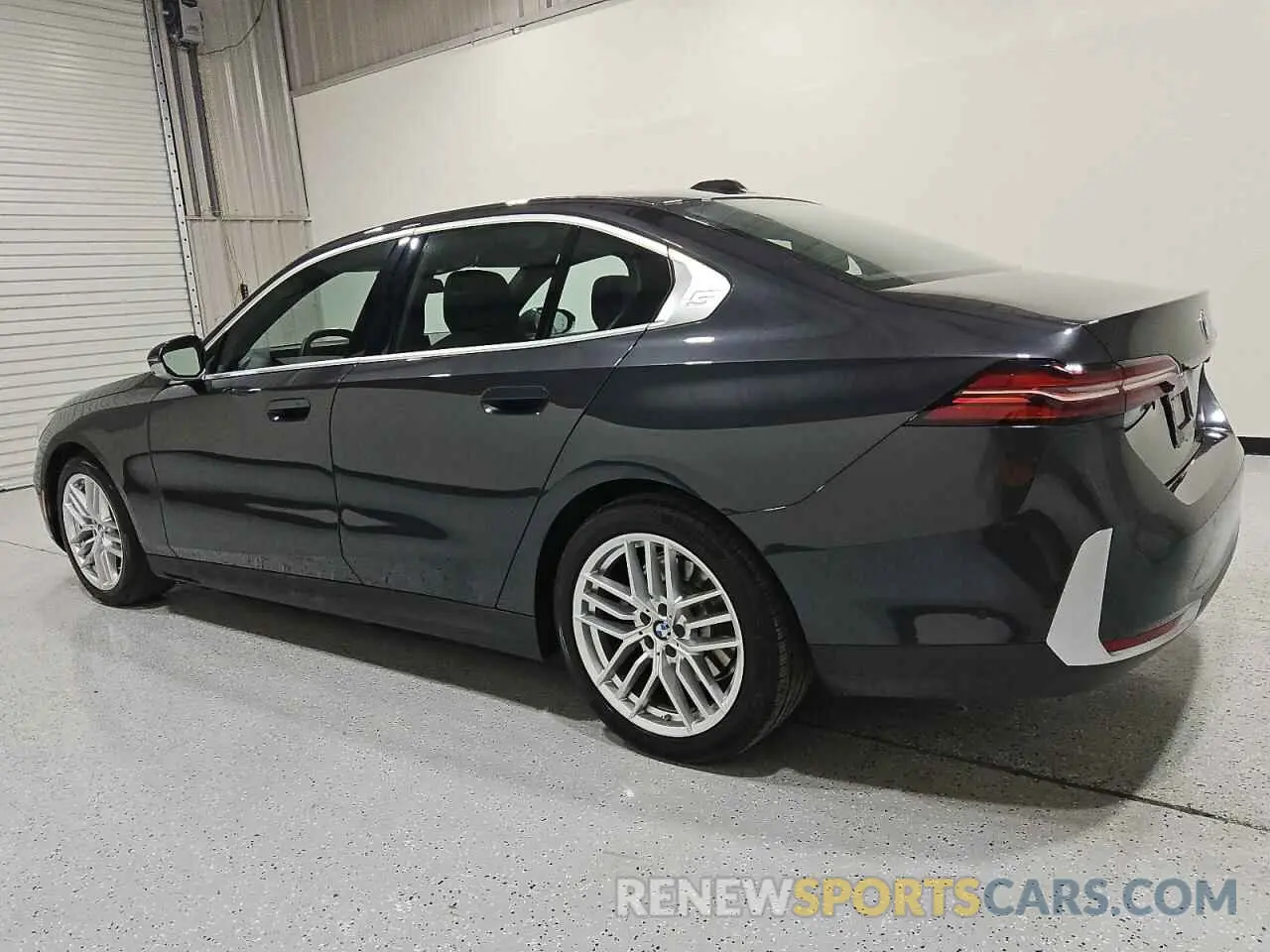 2 Photograph of a damaged car WBA43FJ06RCR45246 BMW 5 SERIES 2024