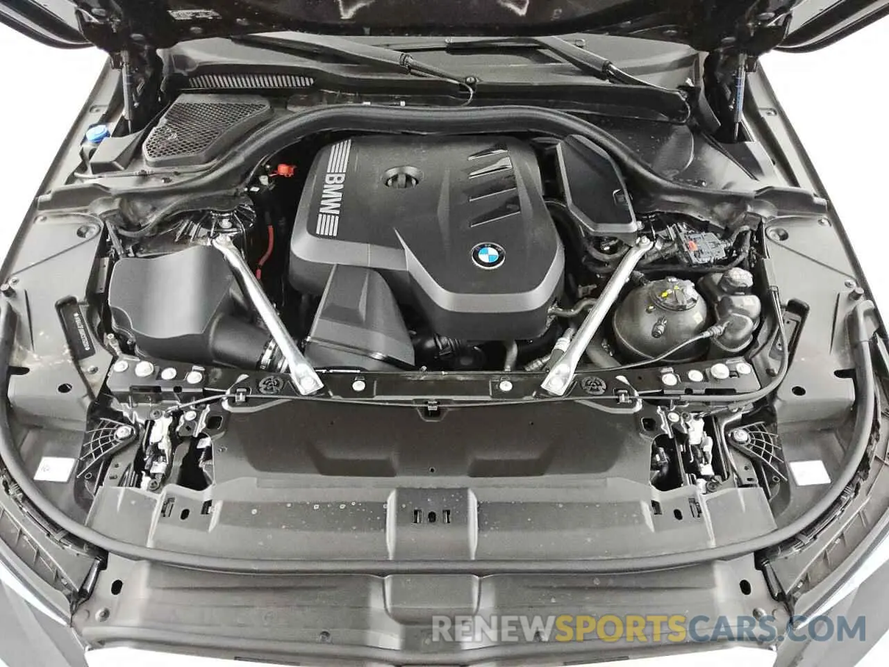 11 Фотография поврежденного автомобиля WBA43FJ06RCS75200 BMW 5 SERIES 2024