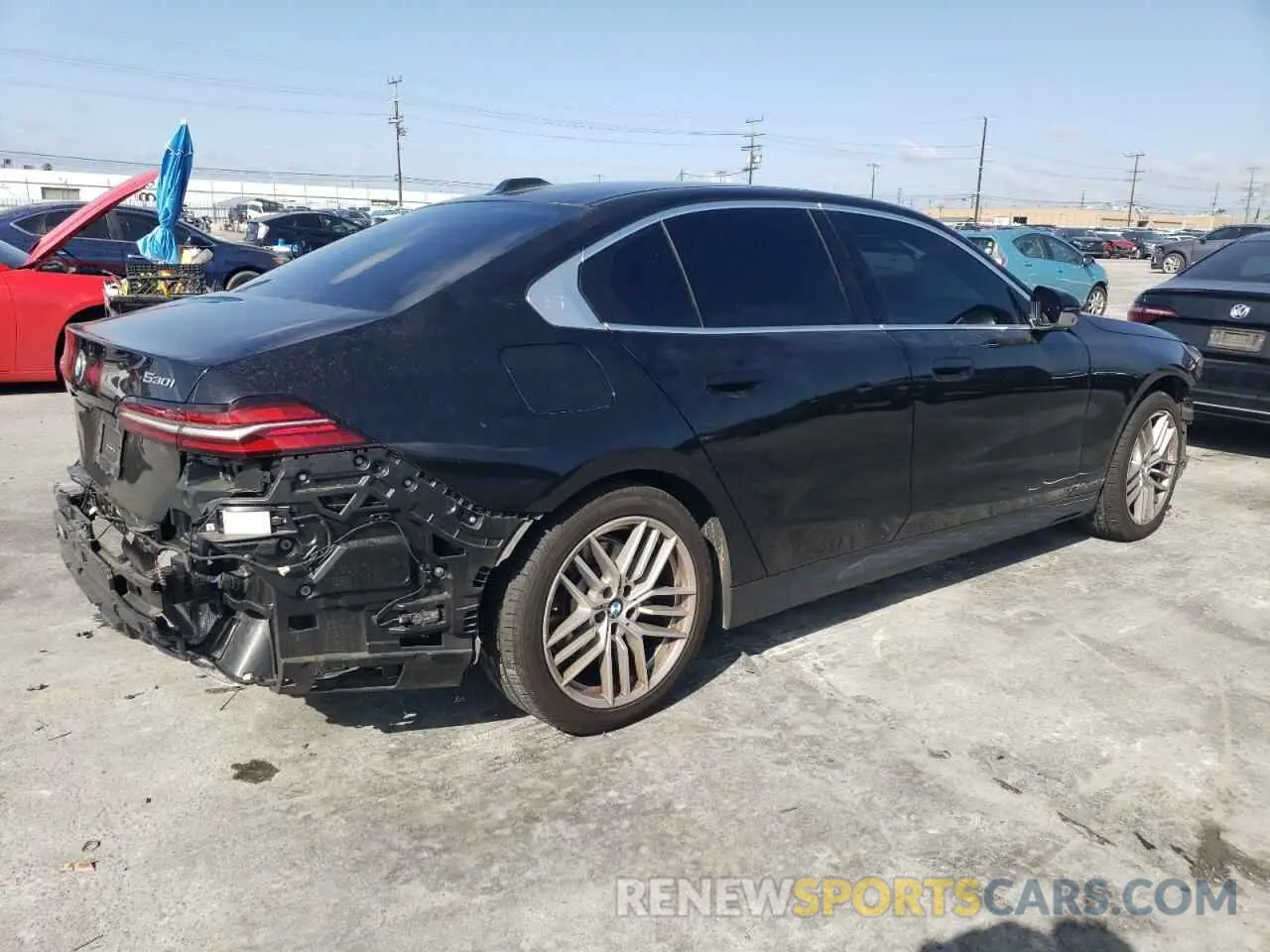 3 Фотография поврежденного автомобиля WBA43FJ08RCP78906 BMW 5 SERIES 2024