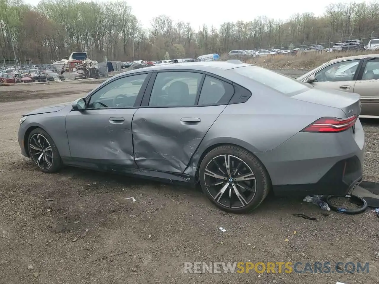 2 Фотография поврежденного автомобиля WBA53FJ03RCS21213 BMW 5 SERIES 2024