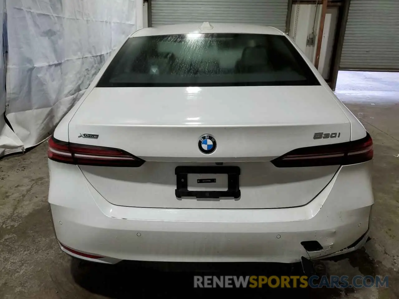6 Photograph of a damaged car WBA53FJ0XRCP78927 BMW 5 SERIES 2024