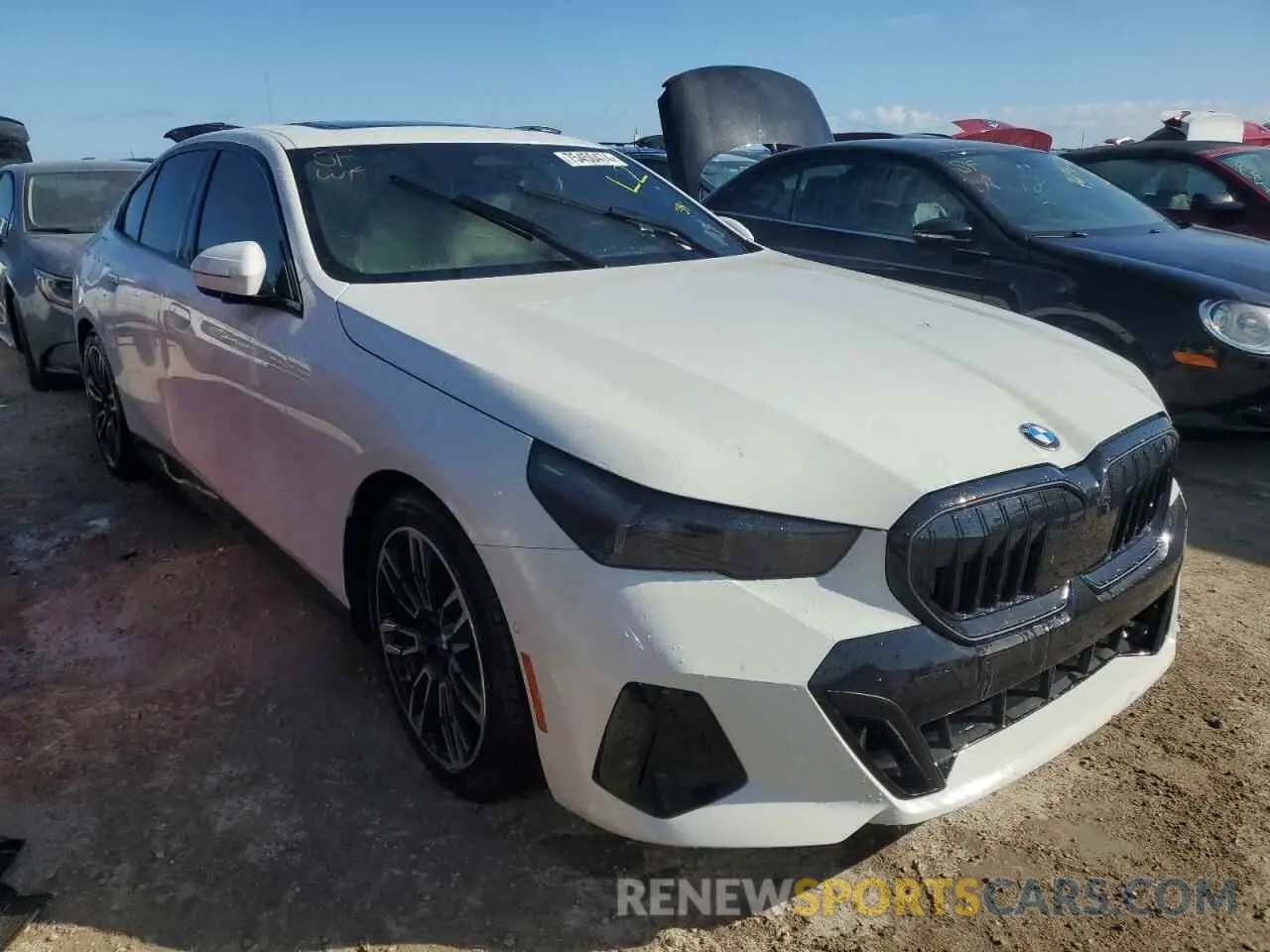 4 Фотография поврежденного автомобиля WBA63FJ00RCS54173 BMW 5 SERIES 2024