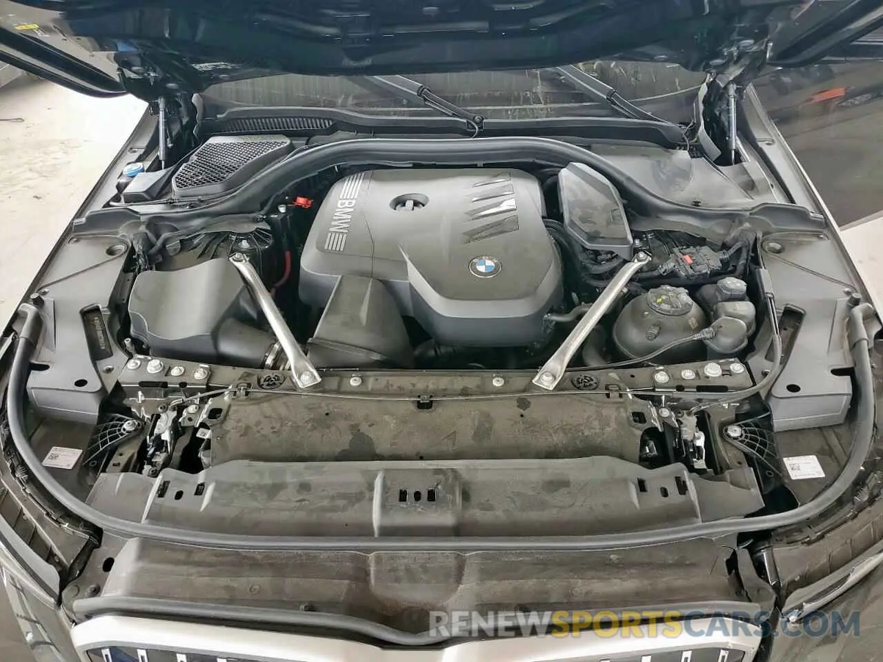 11 Фотография поврежденного автомобиля WBA43FJ06SCT74637 BMW 5 SERIES 2025