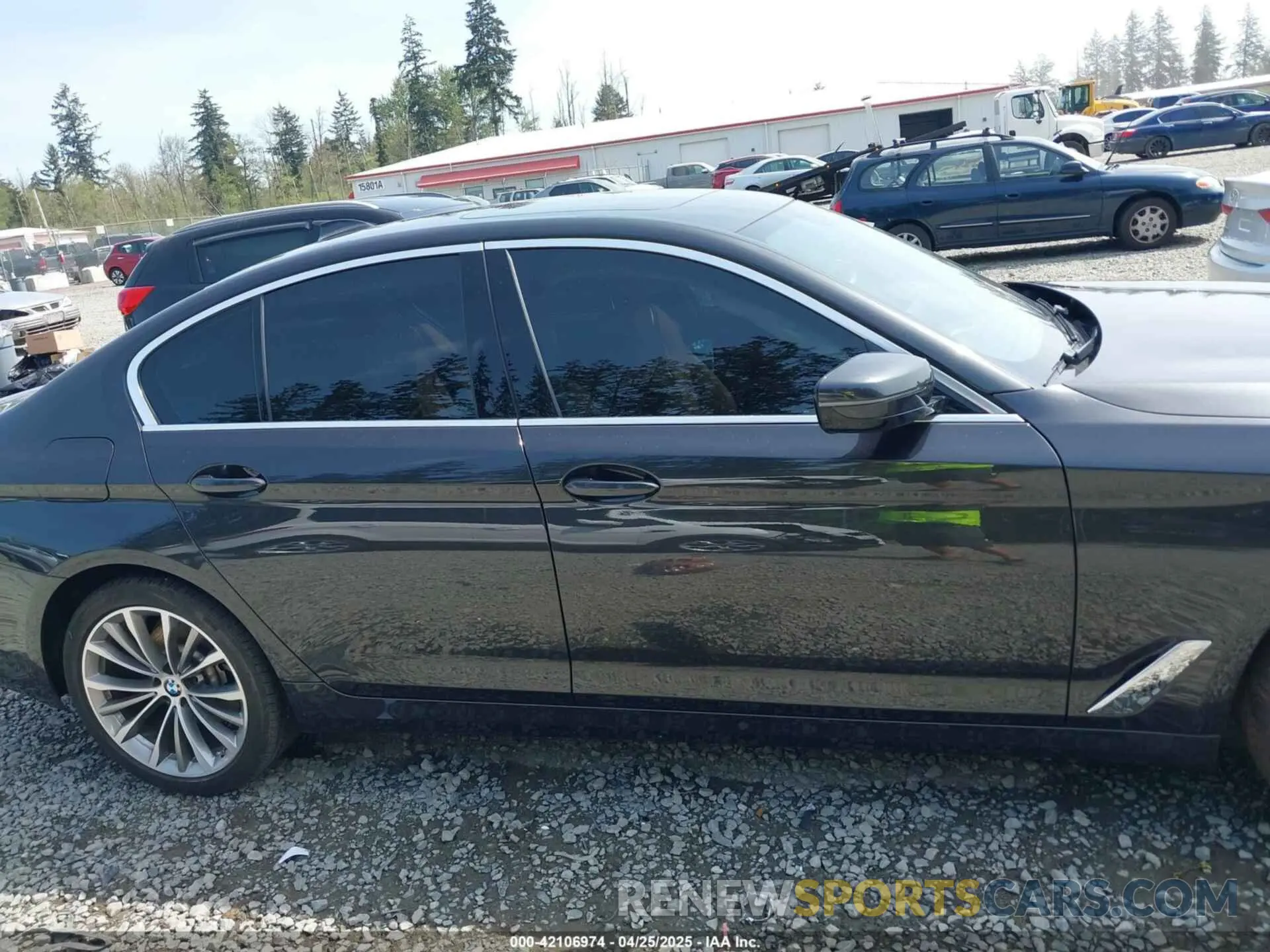 13 Фотография поврежденного автомобиля WBA13BJ09NWX51234 BMW 530 2022
