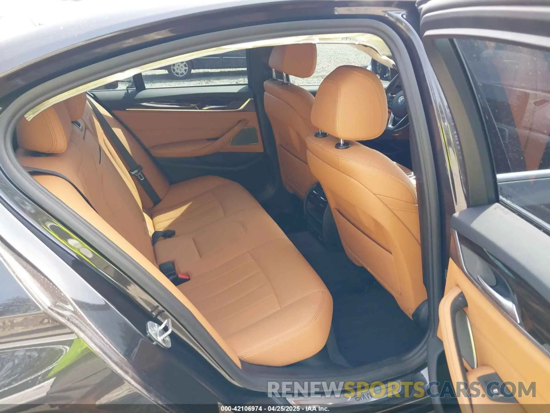 8 Фотография поврежденного автомобиля WBA13BJ09NWX51234 BMW 530 2022