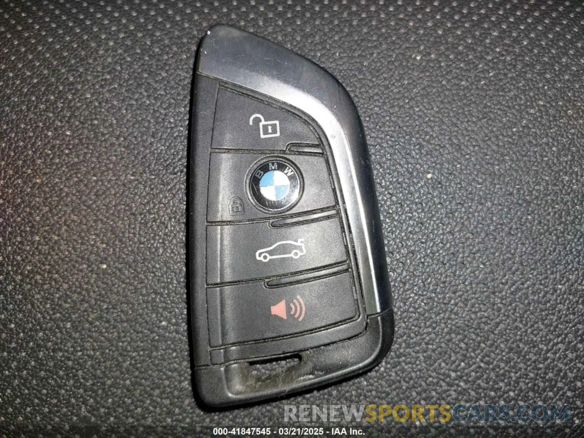 11 Photograph of a damaged car WBA13BJ09PWY22919 BMW 530 2023