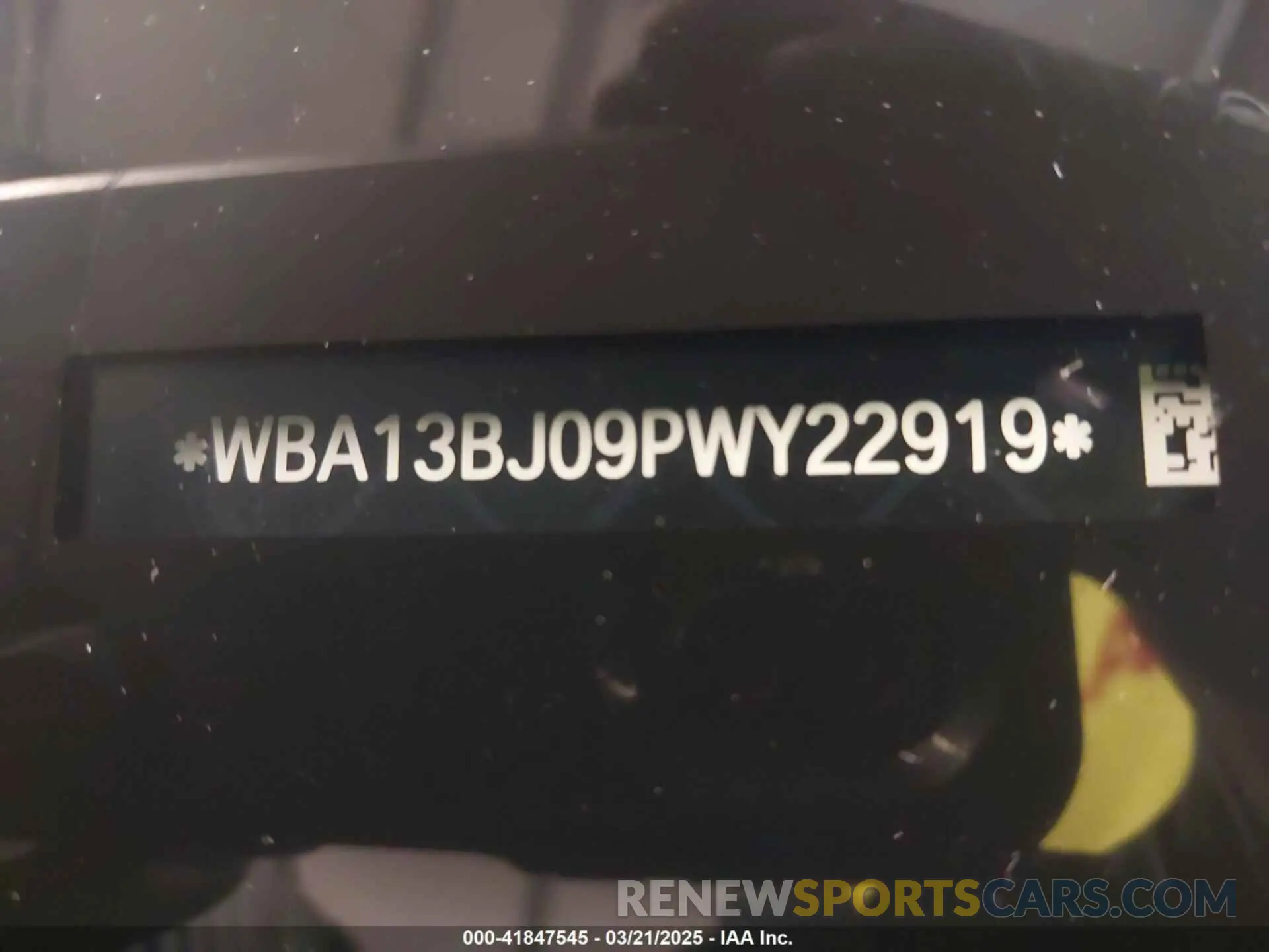 17 Photograph of a damaged car WBA13BJ09PWY22919 BMW 530 2023