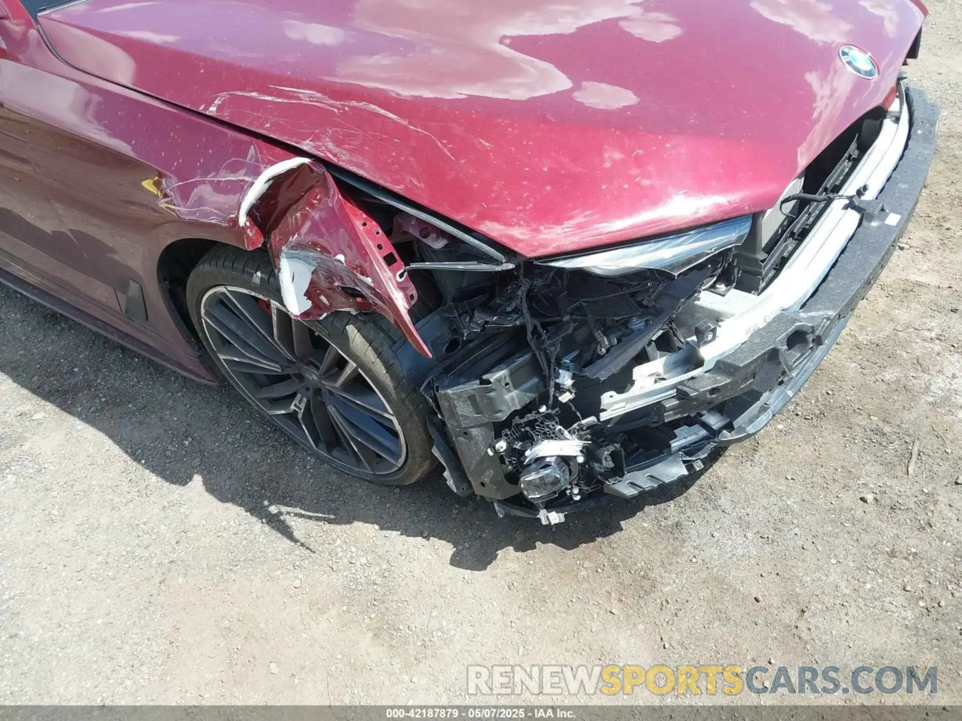 17 Photograph of a damaged car WBA13BJ0XPCL92402 BMW 530 2023