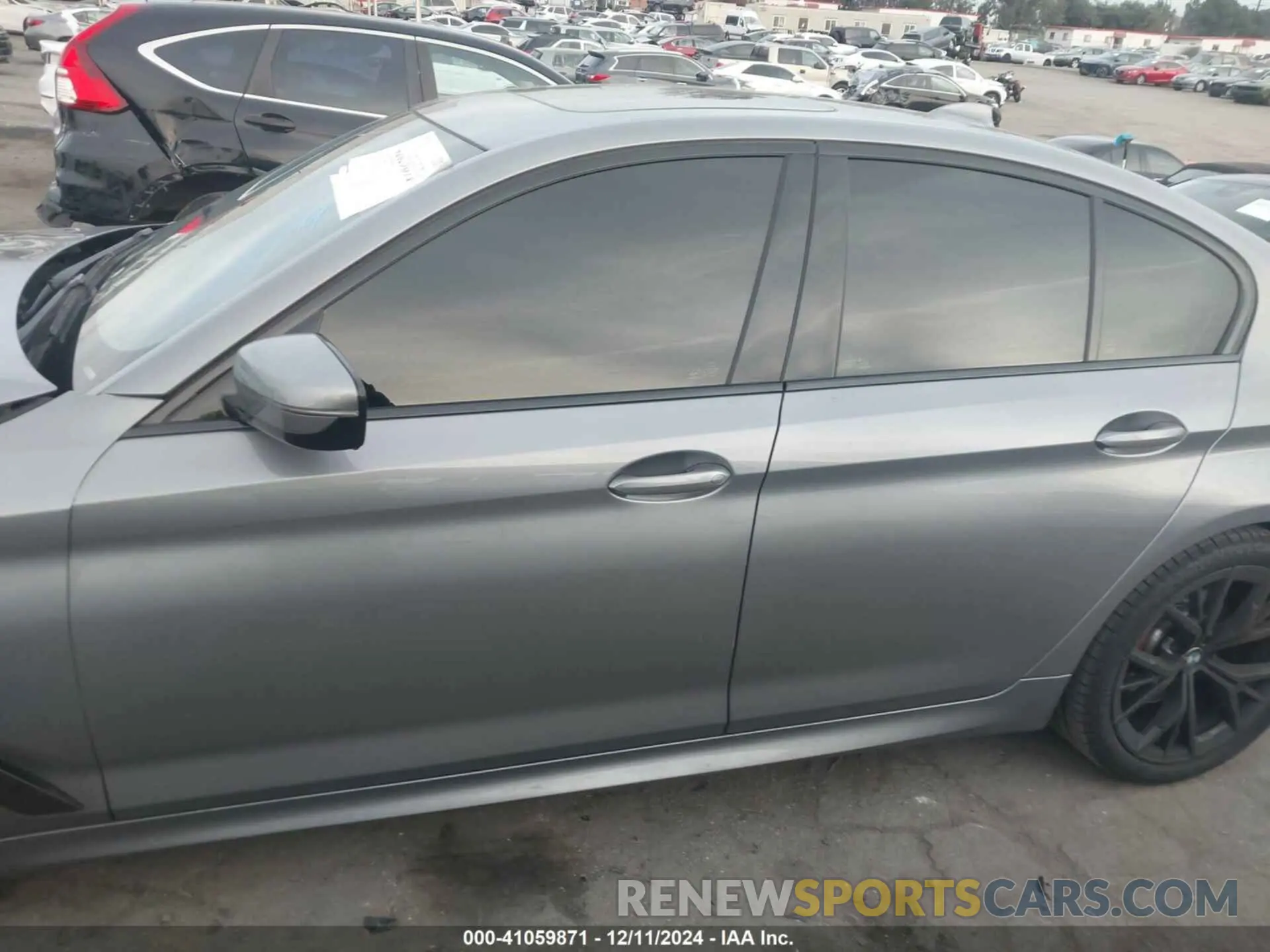 14 Photograph of a damaged car WBA53BH06PCL88886 BMW 530 2023