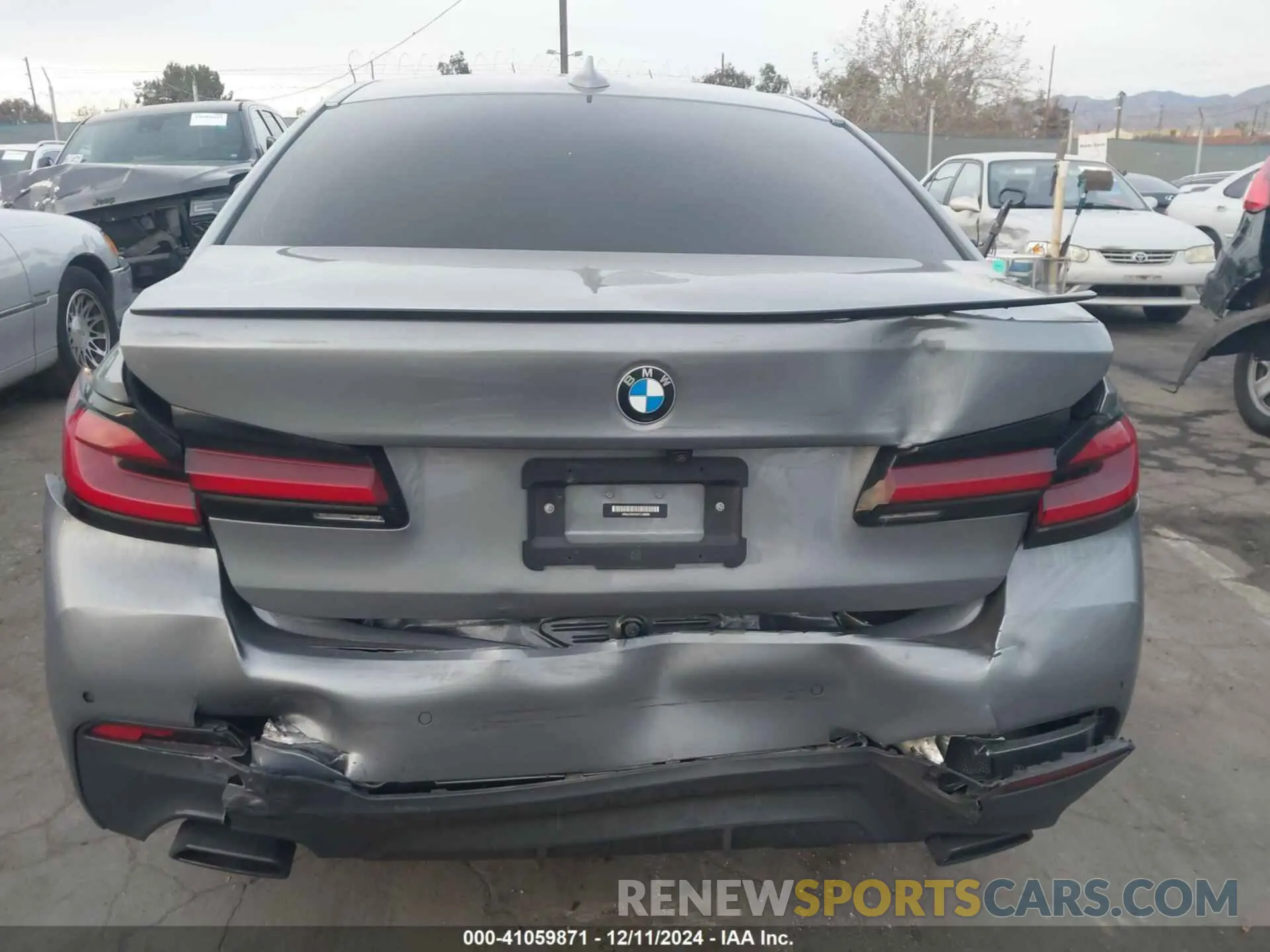 16 Photograph of a damaged car WBA53BH06PCL88886 BMW 530 2023