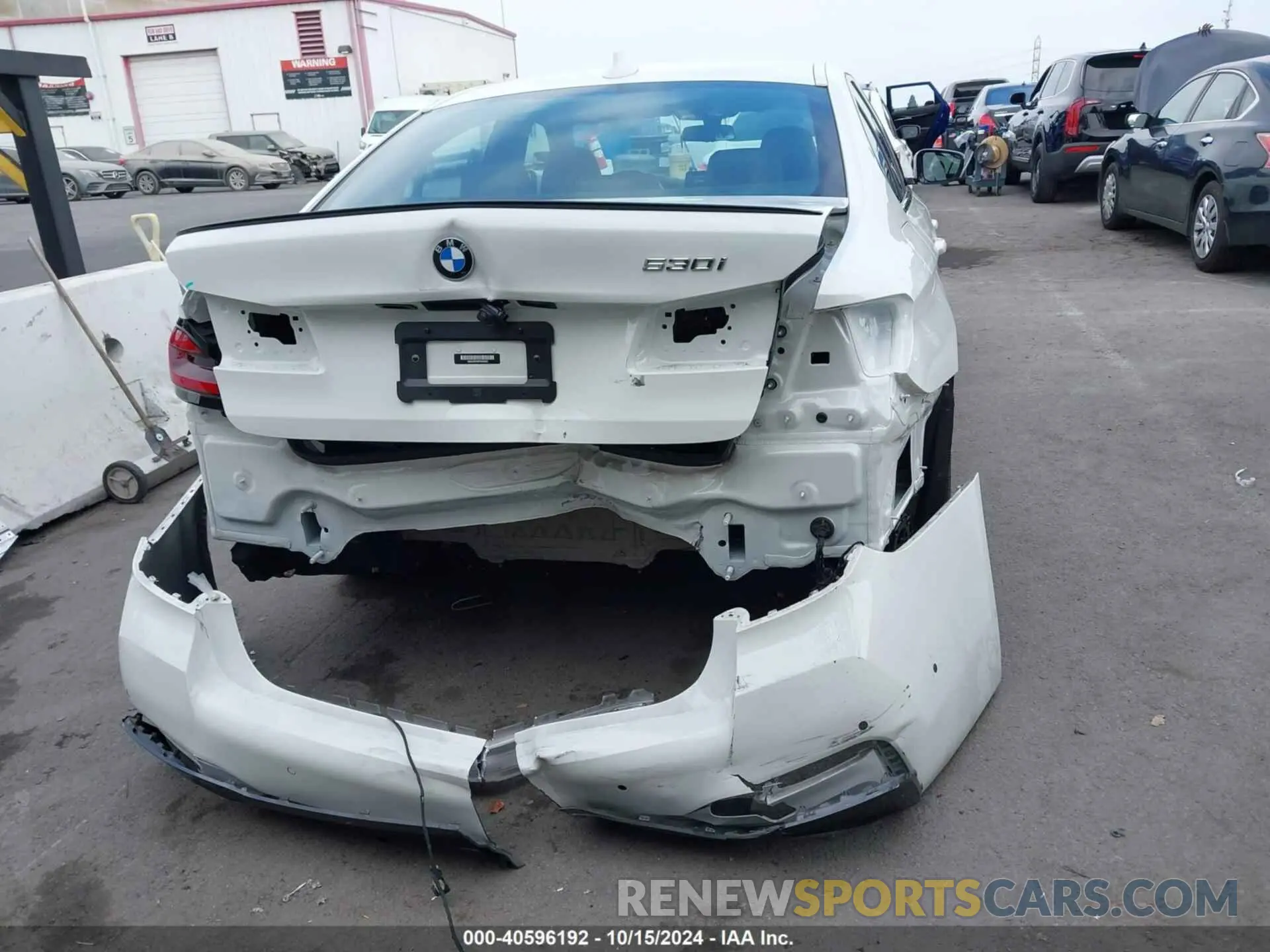 17 Photograph of a damaged car WBA53BH09PCM46263 BMW 530 2023