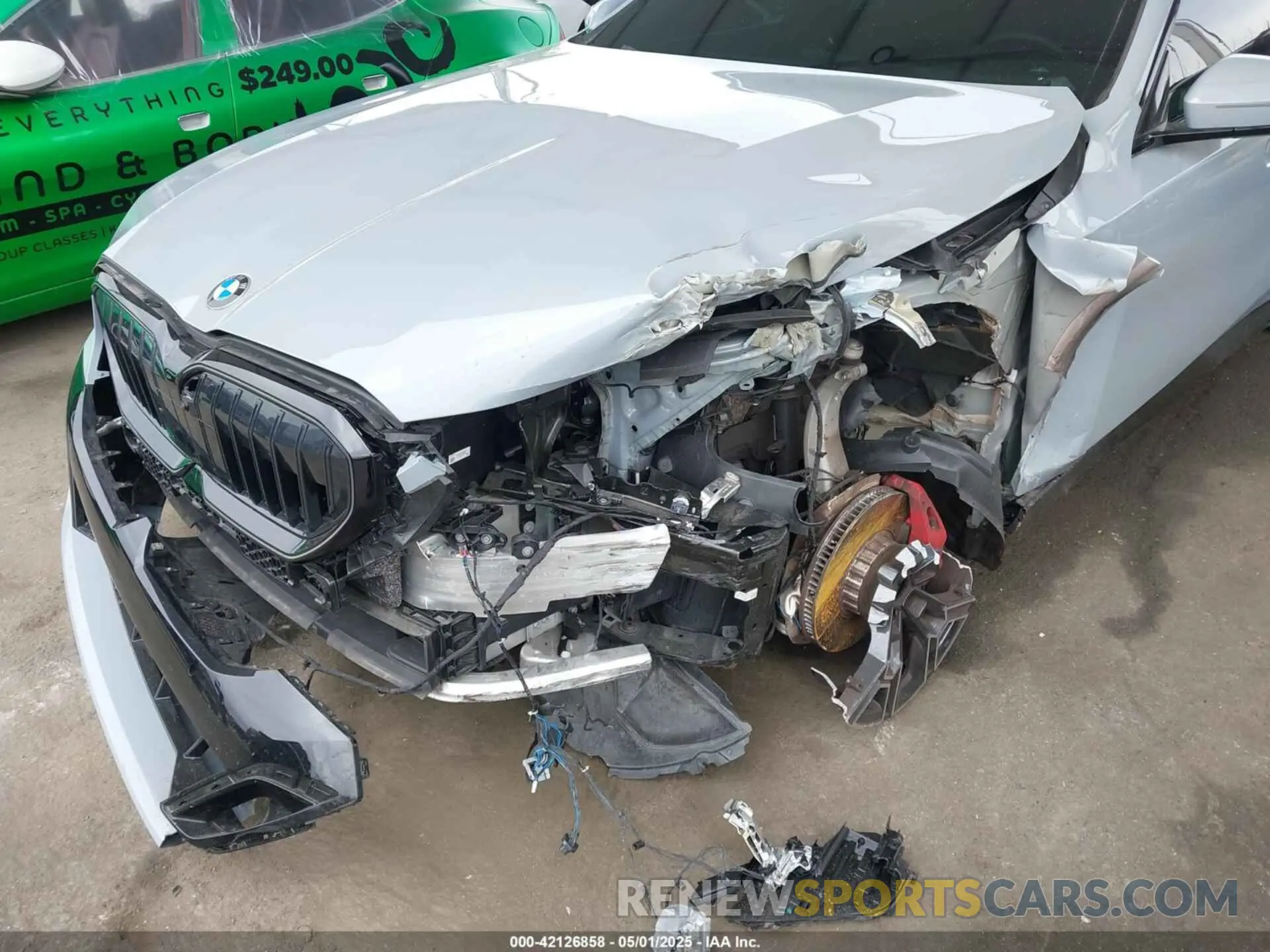 6 Photograph of a damaged car WBA43FJ04RCP88915 BMW 530 2024
