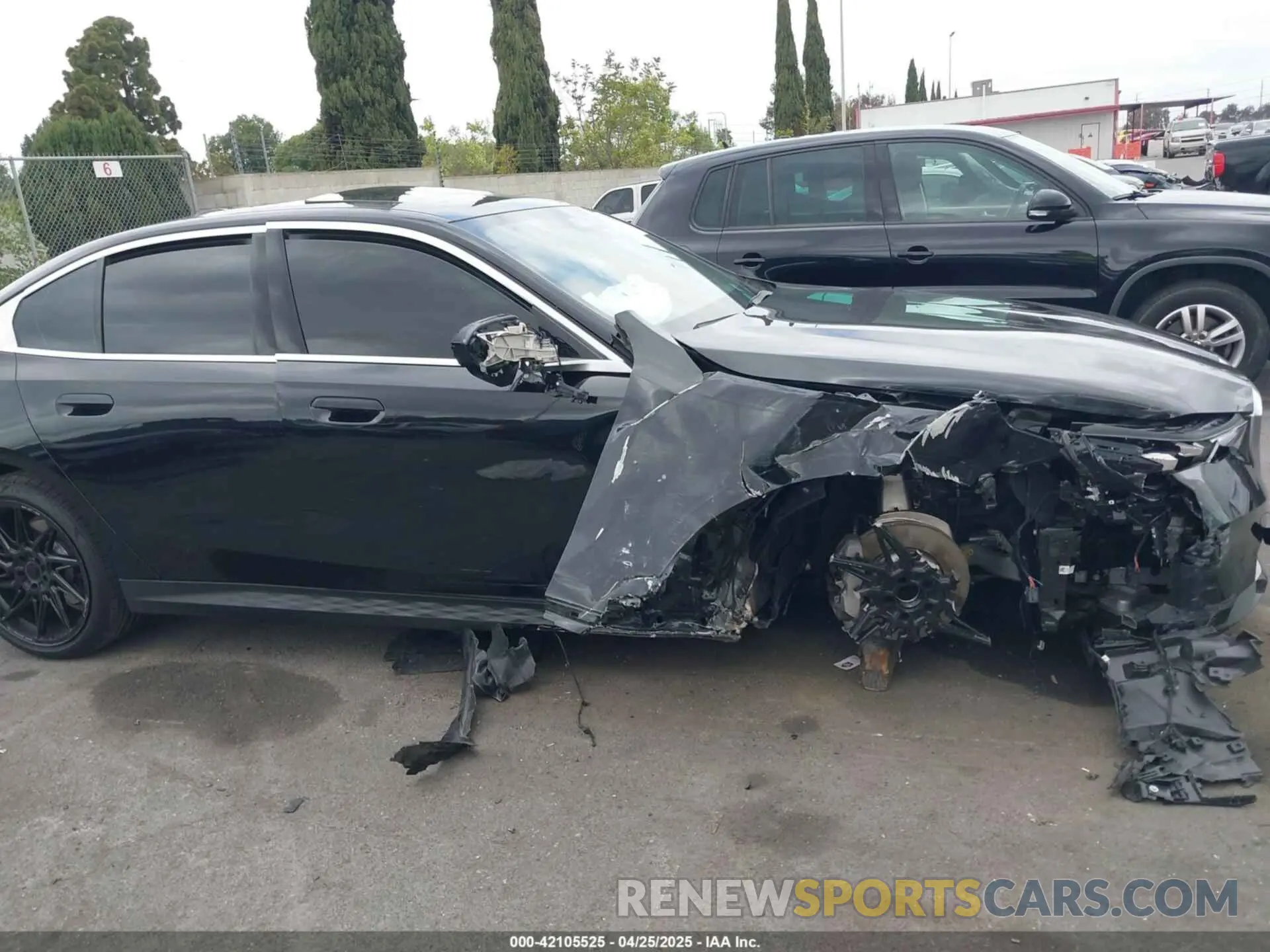 14 Photograph of a damaged car WBA43FJ09RCR92657 BMW 530 2024