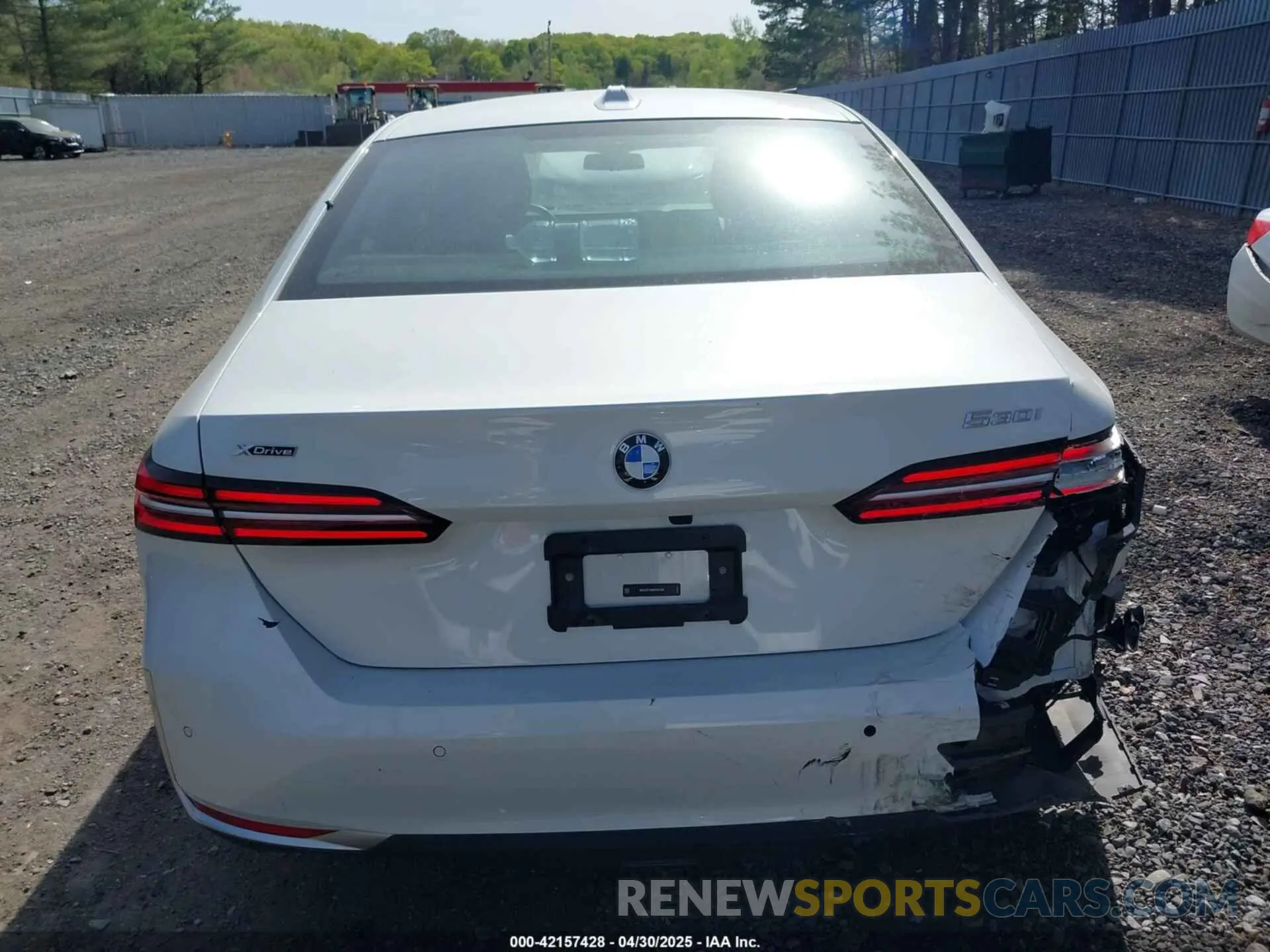 16 Фотография поврежденного автомобиля WBA53FJ06RCR29262 BMW 530 2024