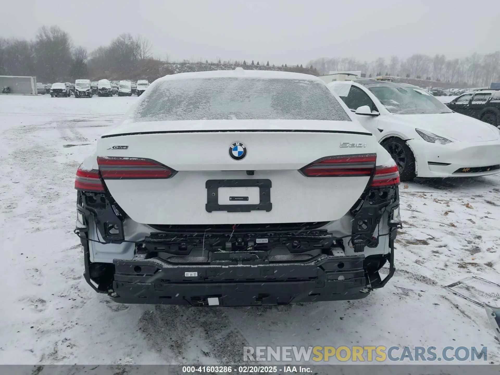 16 Фотография поврежденного автомобиля WBA53FJ06RCS94379 BMW 530 2024