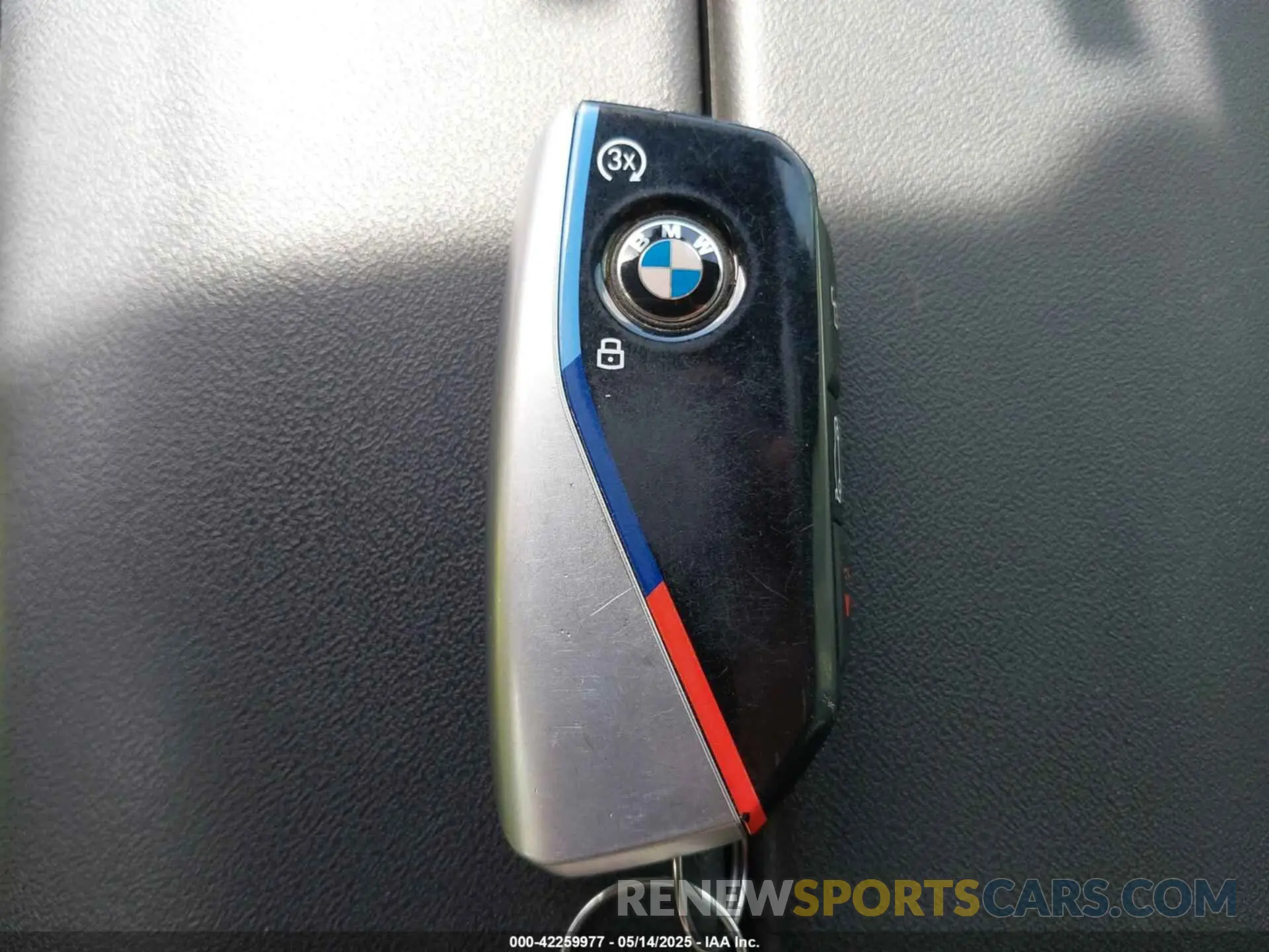 11 Photograph of a damaged car WBA53FJ09RCR24363 BMW 530 2024