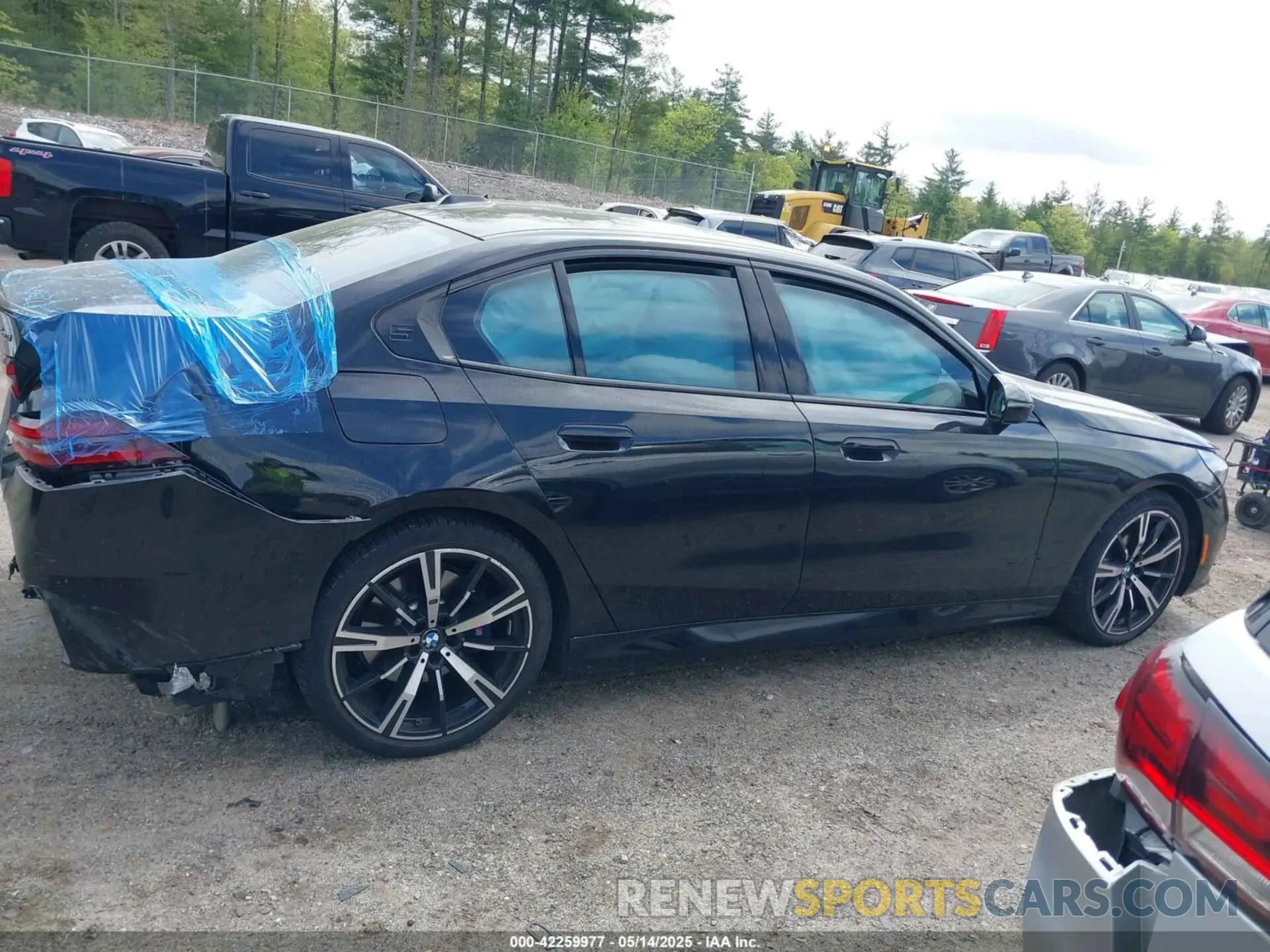 13 Photograph of a damaged car WBA53FJ09RCR24363 BMW 530 2024