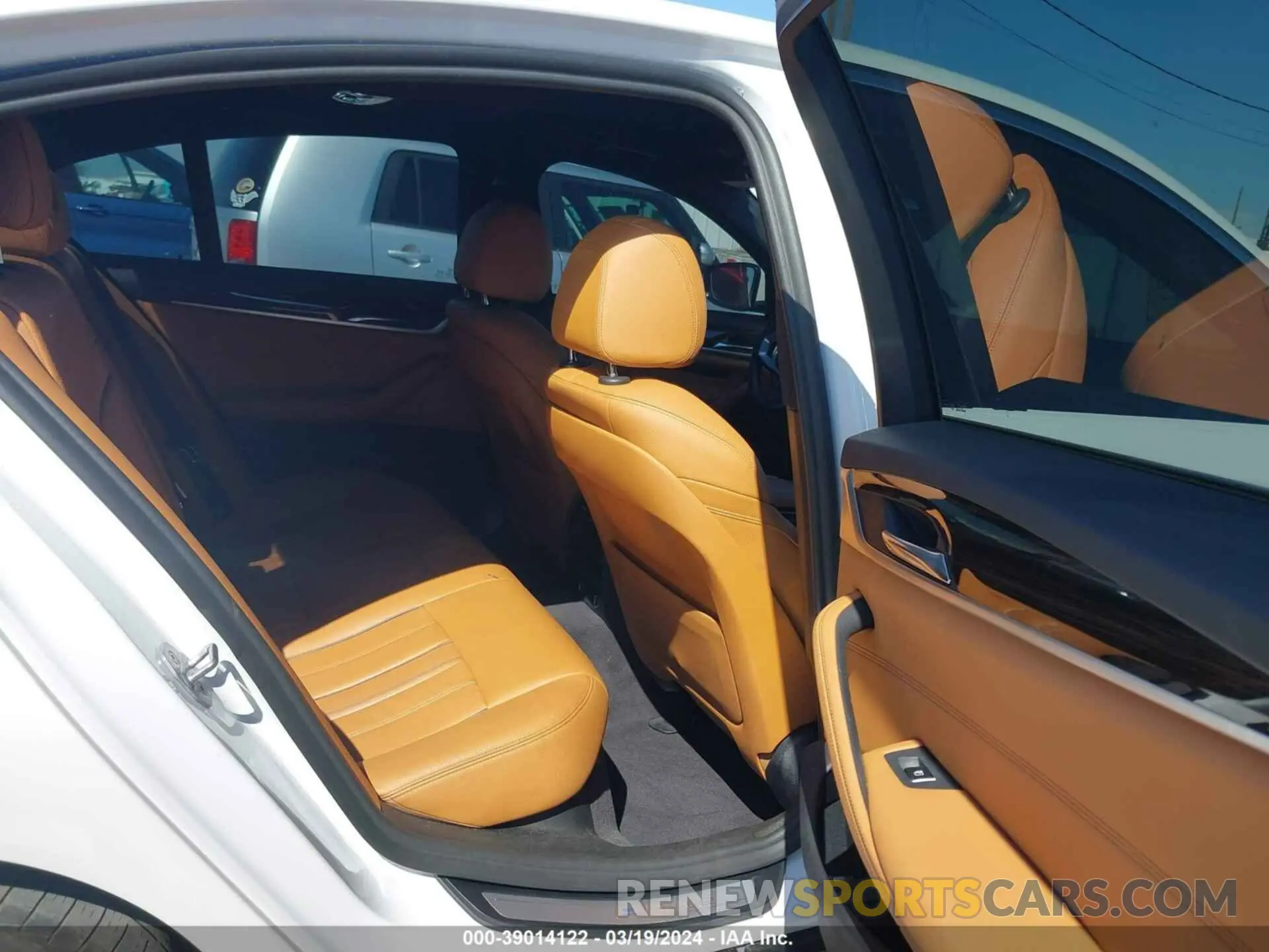 8 Photograph of a damaged car WBAJA9C55KB393902 BMW 530E 2019