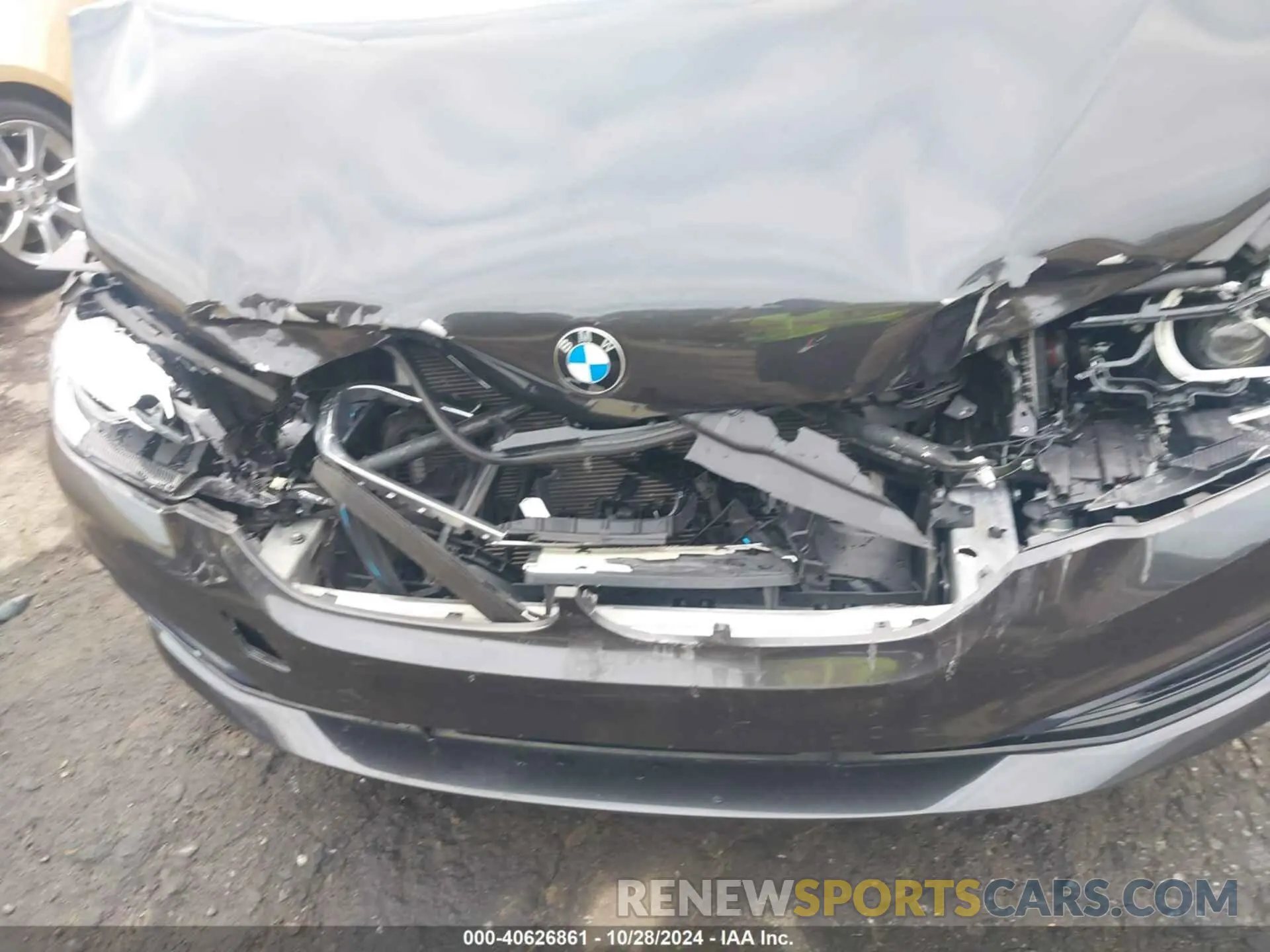 6 Photograph of a damaged car WBAJA9C59KB254517 BMW 530E 2019
