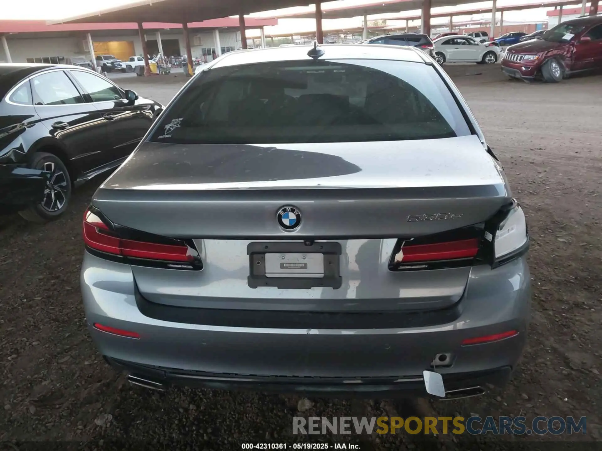 15 Photograph of a damaged car WBA13AG03MCG69374 BMW 530E 2021