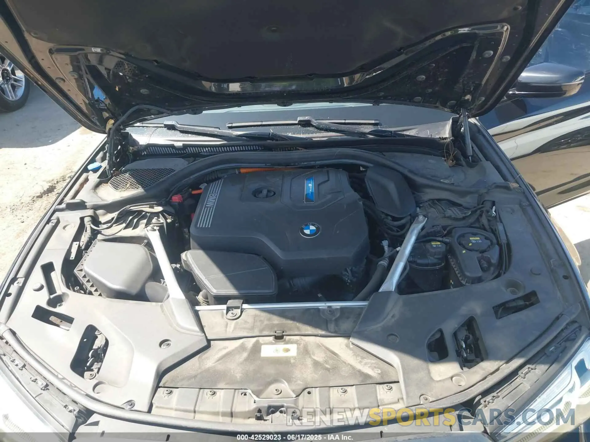 10 Photograph of a damaged car WBA13AG02PCL57323 BMW 530E 2023
