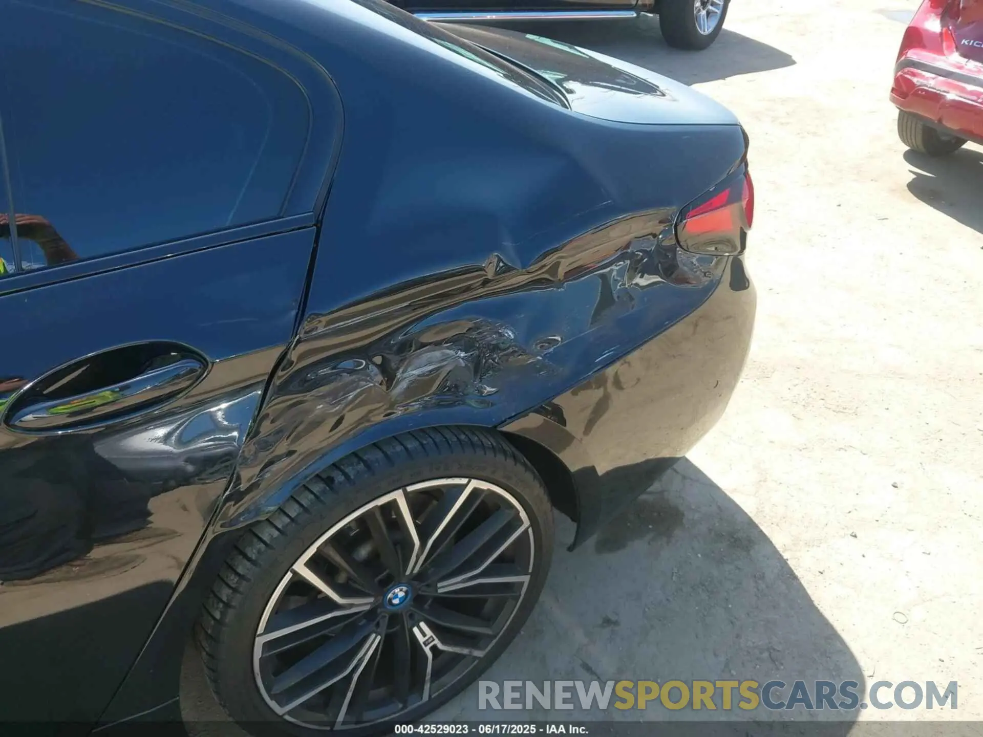 6 Photograph of a damaged car WBA13AG02PCL57323 BMW 530E 2023