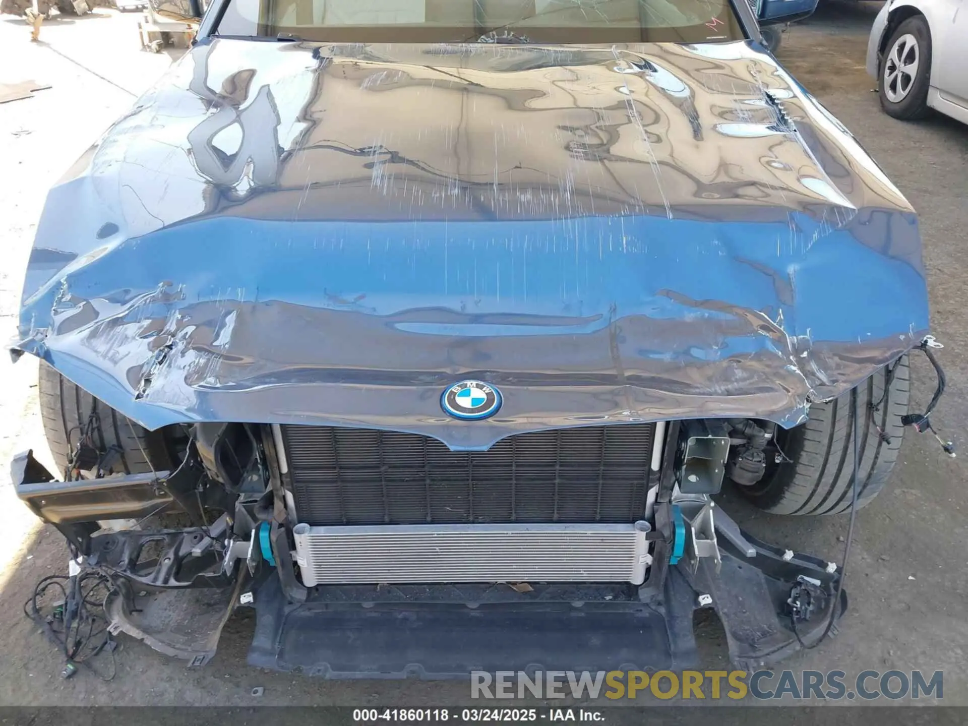 18 Photograph of a damaged car WBA13AG05PCM09852 BMW 530E 2023